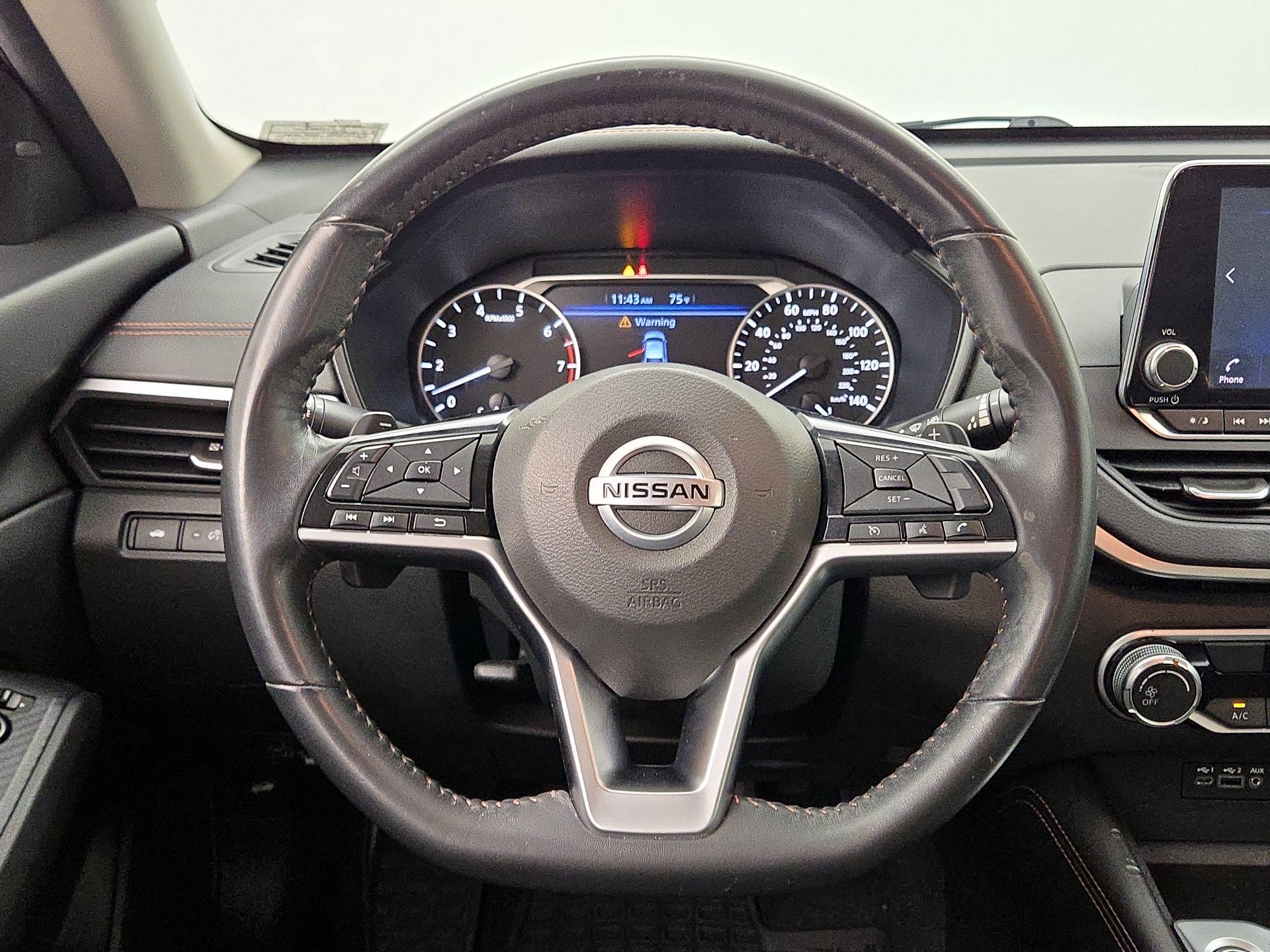 Thumbnail: 2020 Nissan Altima - 10