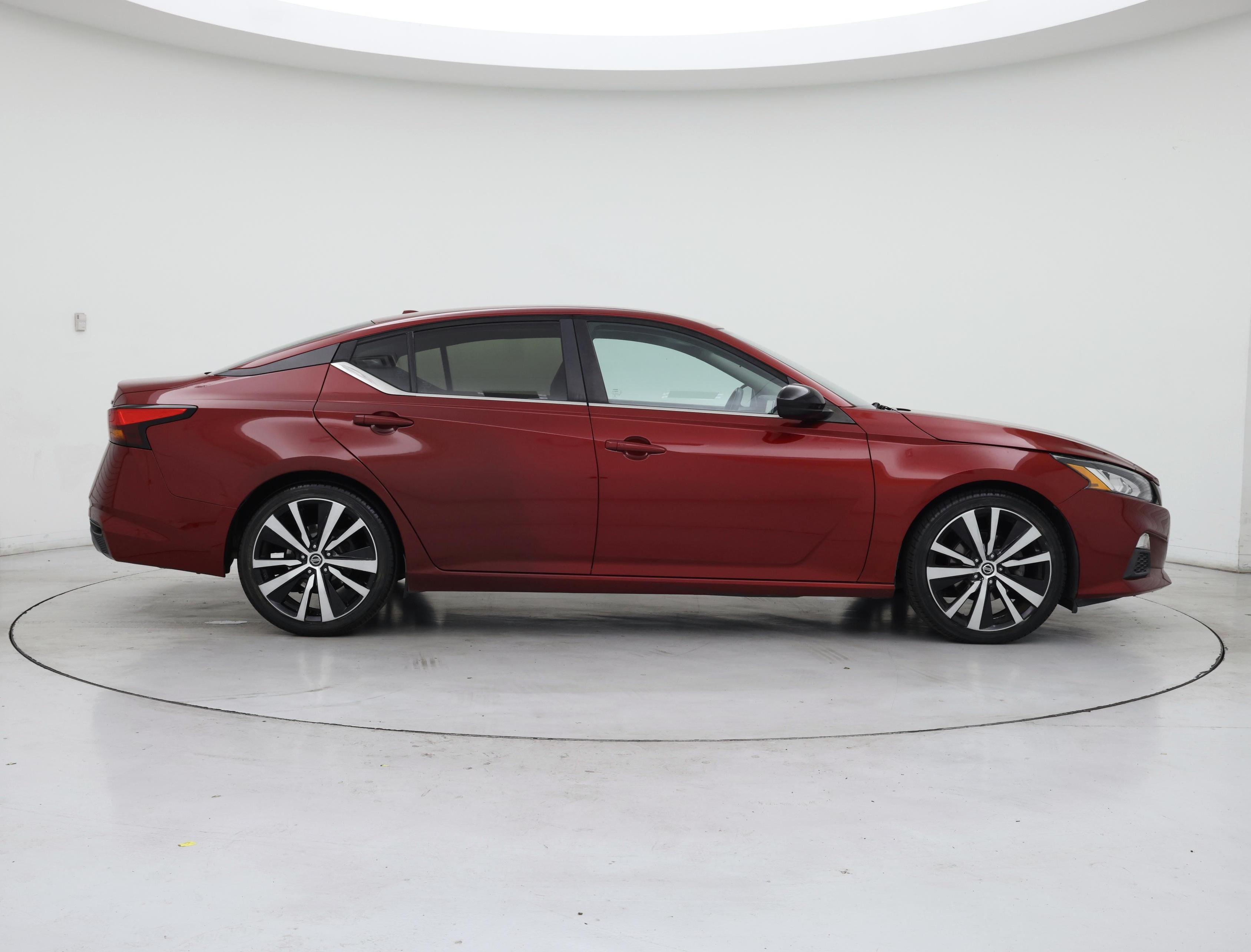 Thumbnail: 2020 Nissan Altima - 7