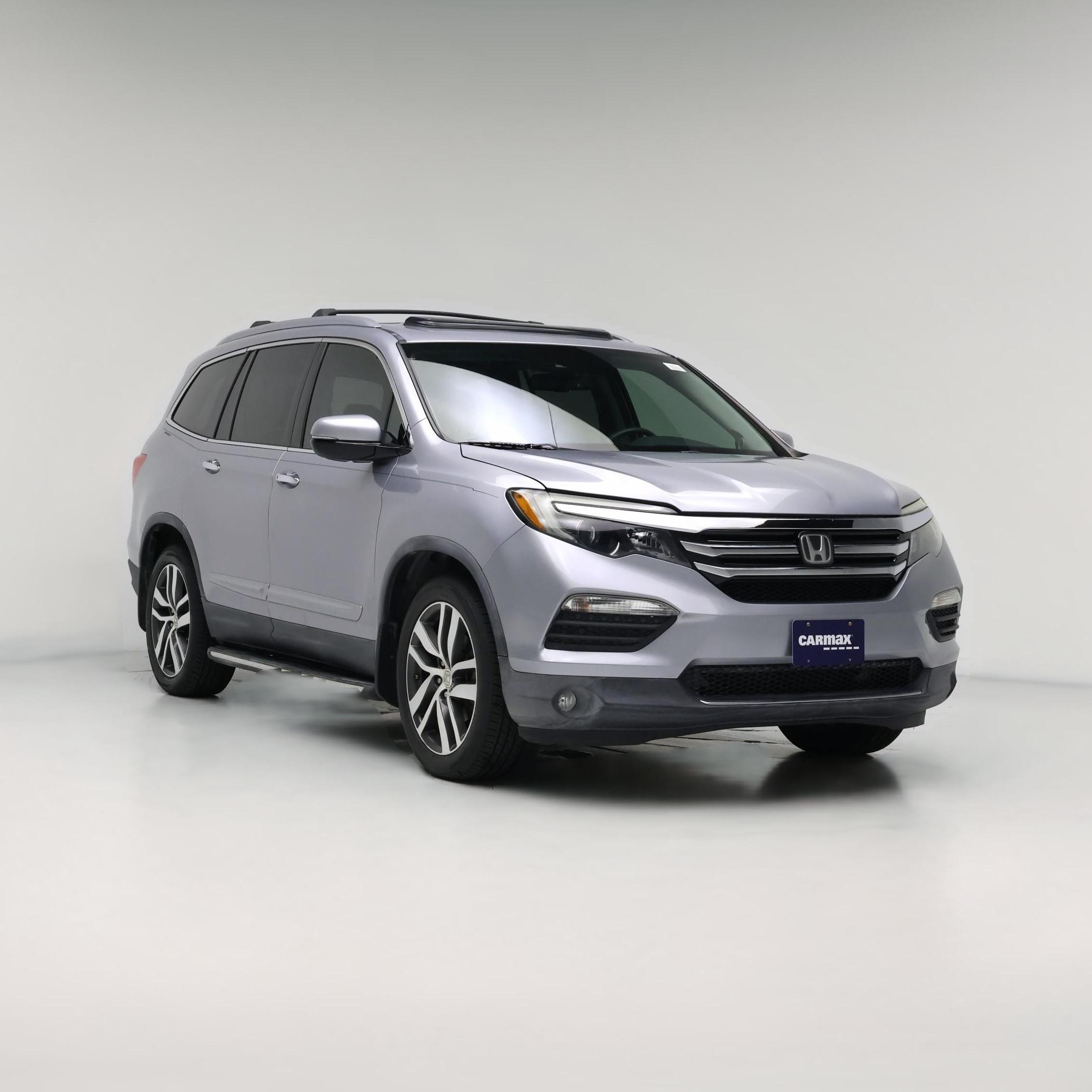 Thumbnail: 2017 Honda Pilot - 1