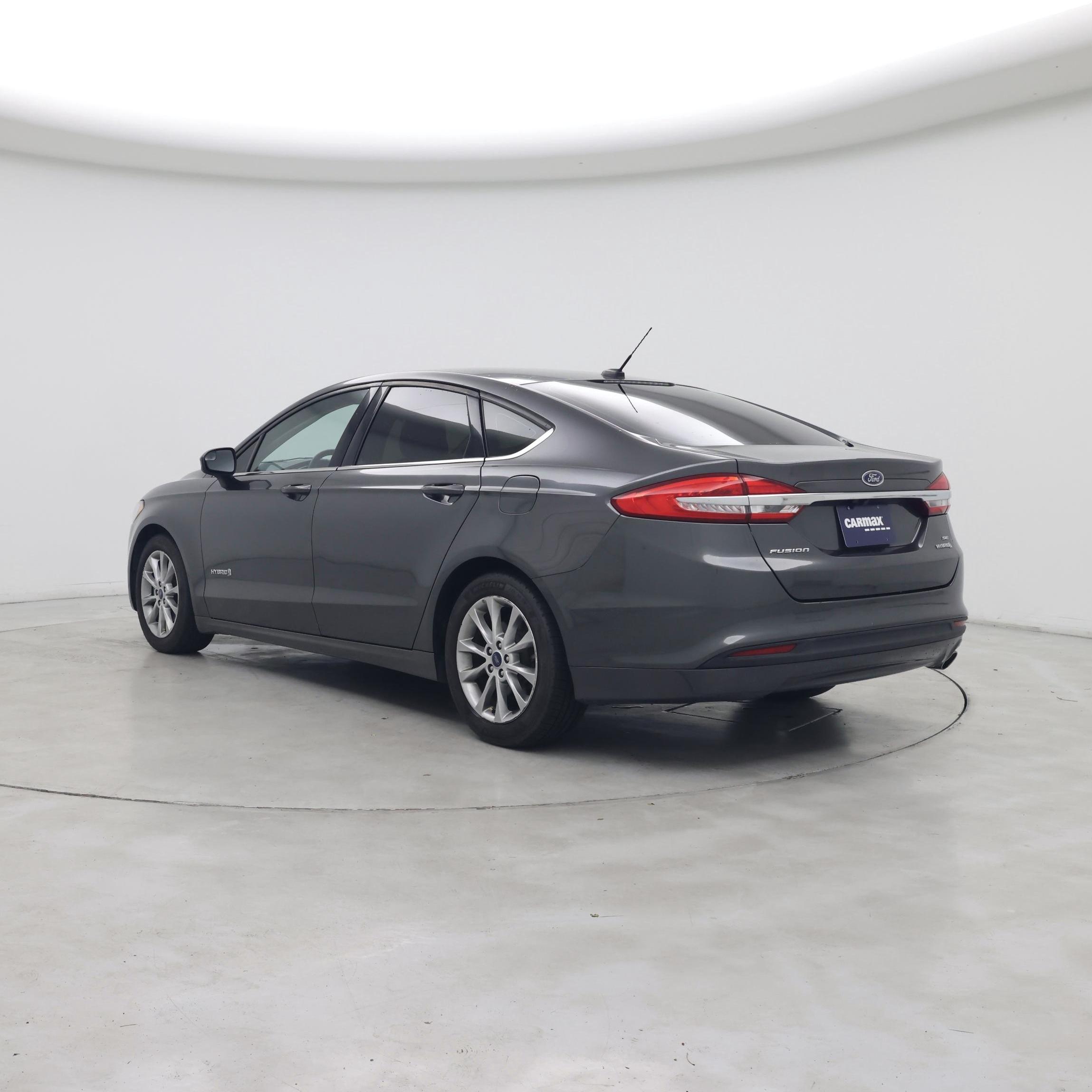 Thumbnail: 2017 Ford Fusion - 2