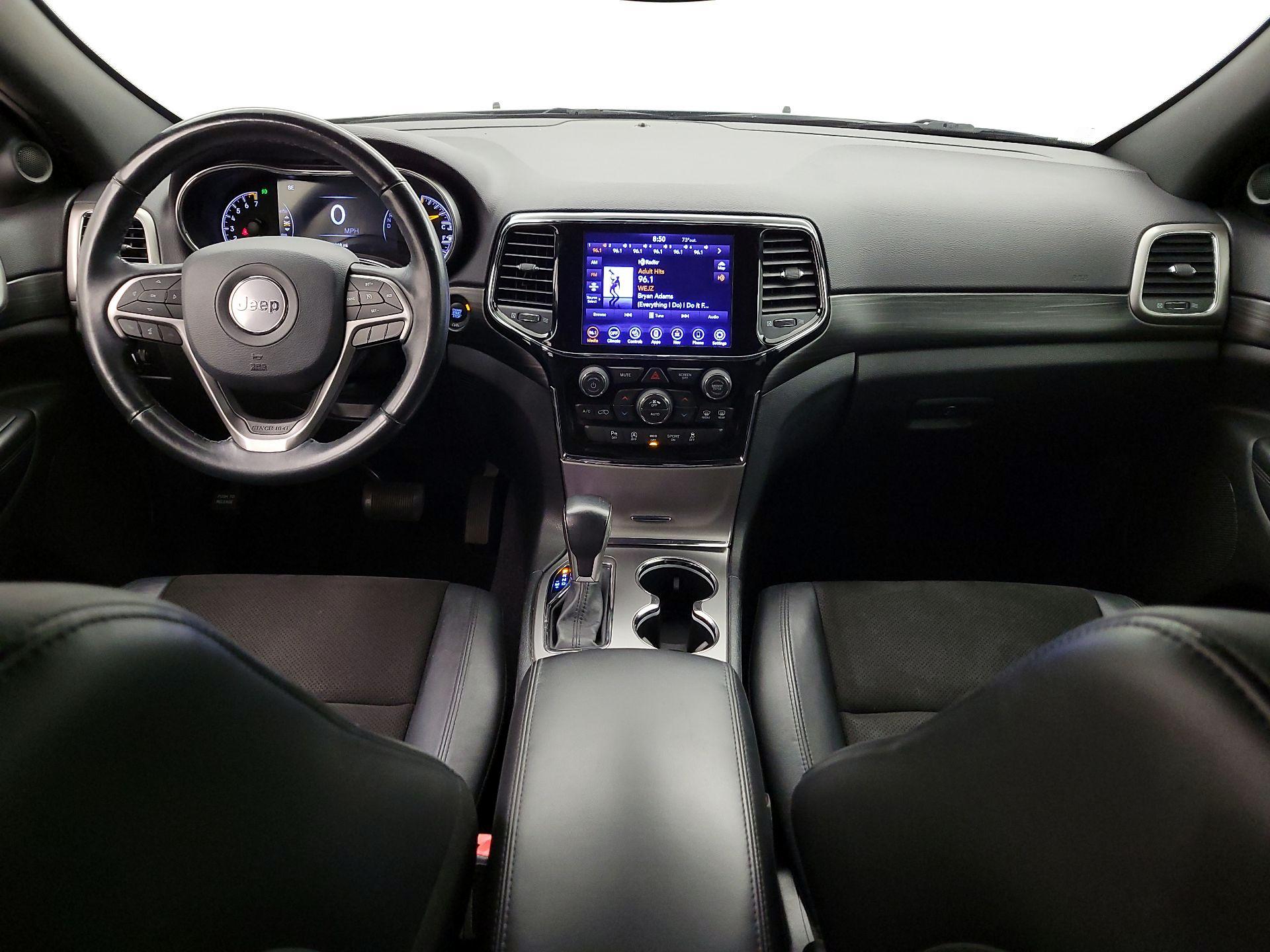 Thumbnail: 2020 Jeep Grand Cherokee - 9