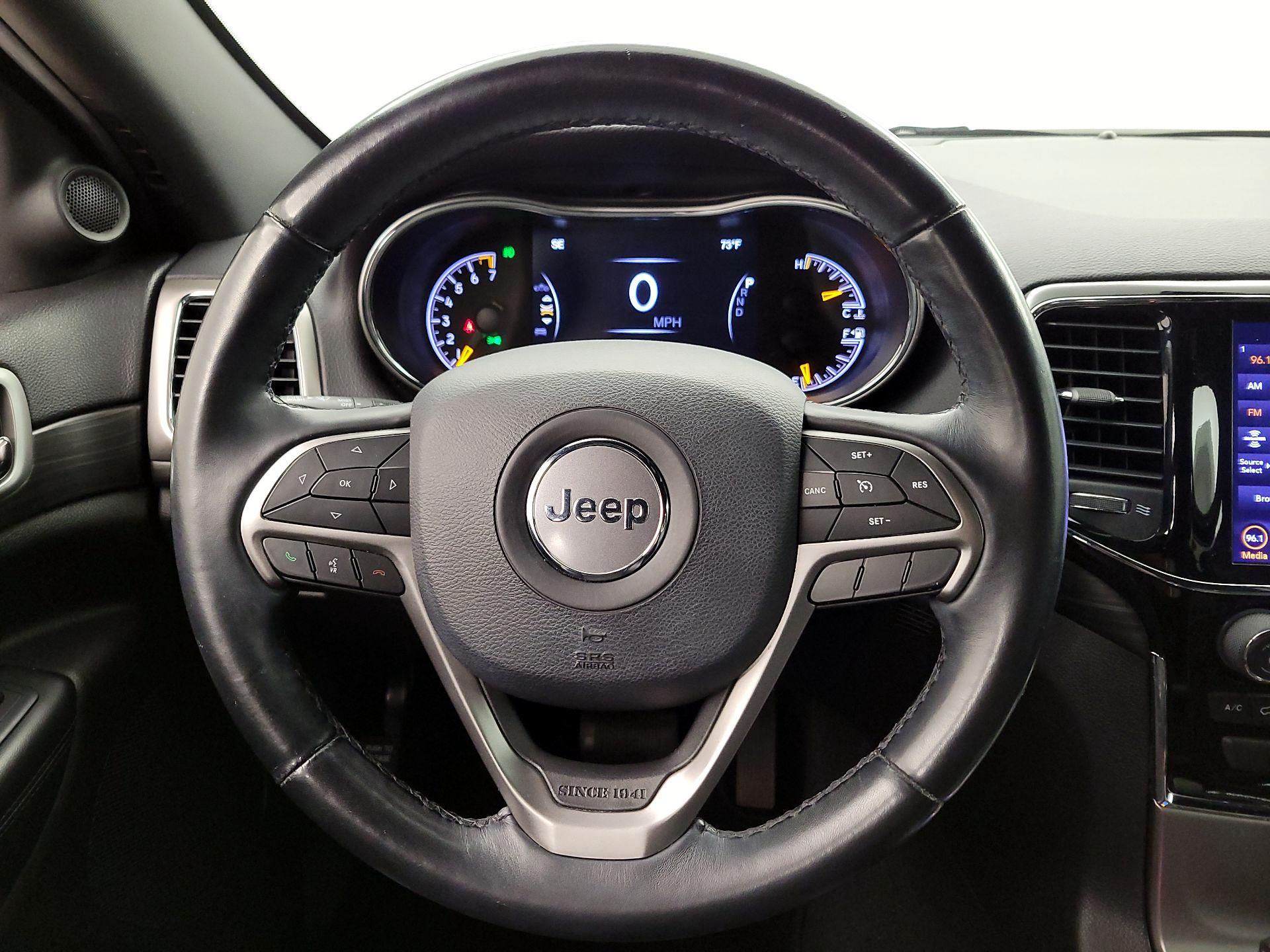 Thumbnail: 2020 Jeep Grand Cherokee - 10