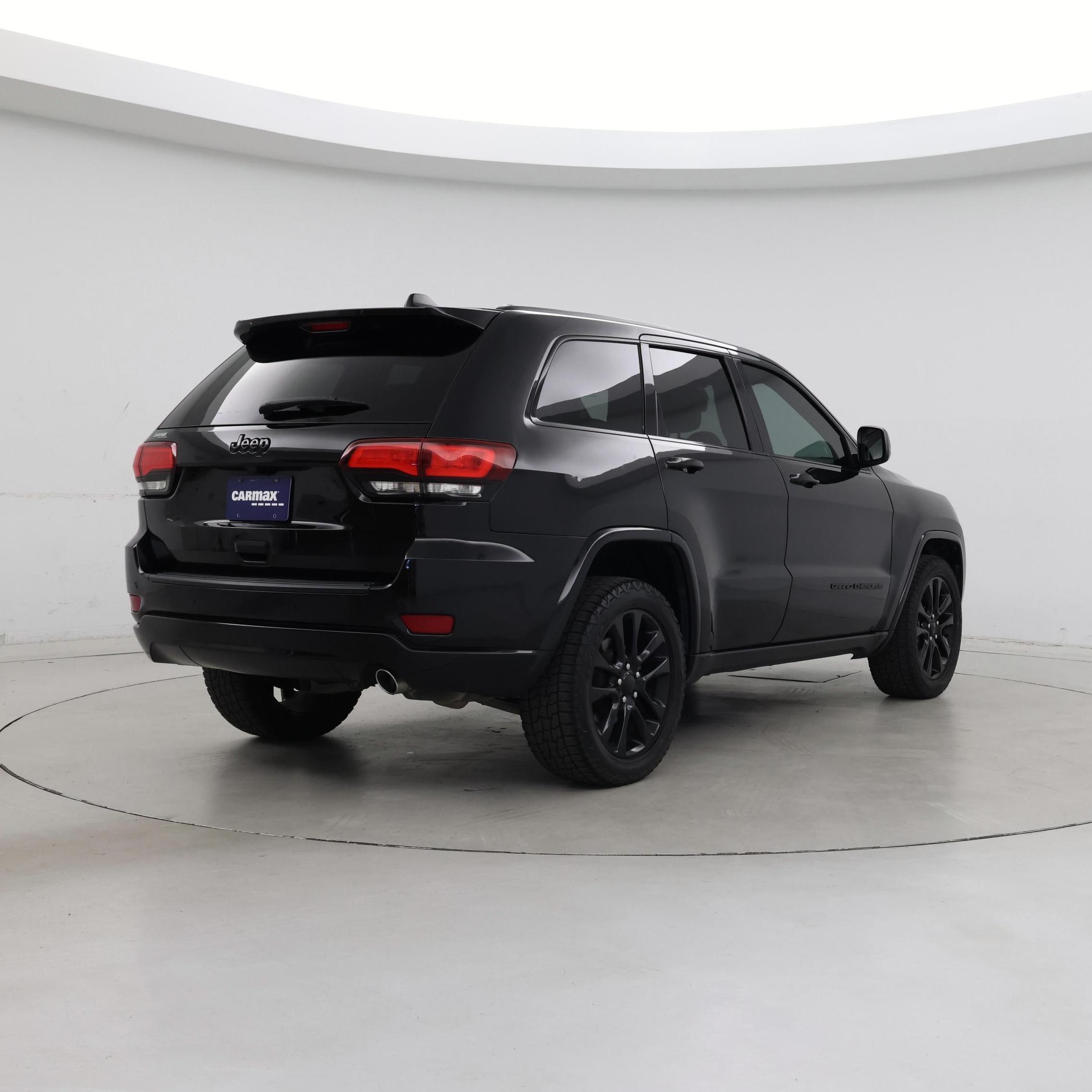 Thumbnail: 2020 Jeep Grand Cherokee - 8
