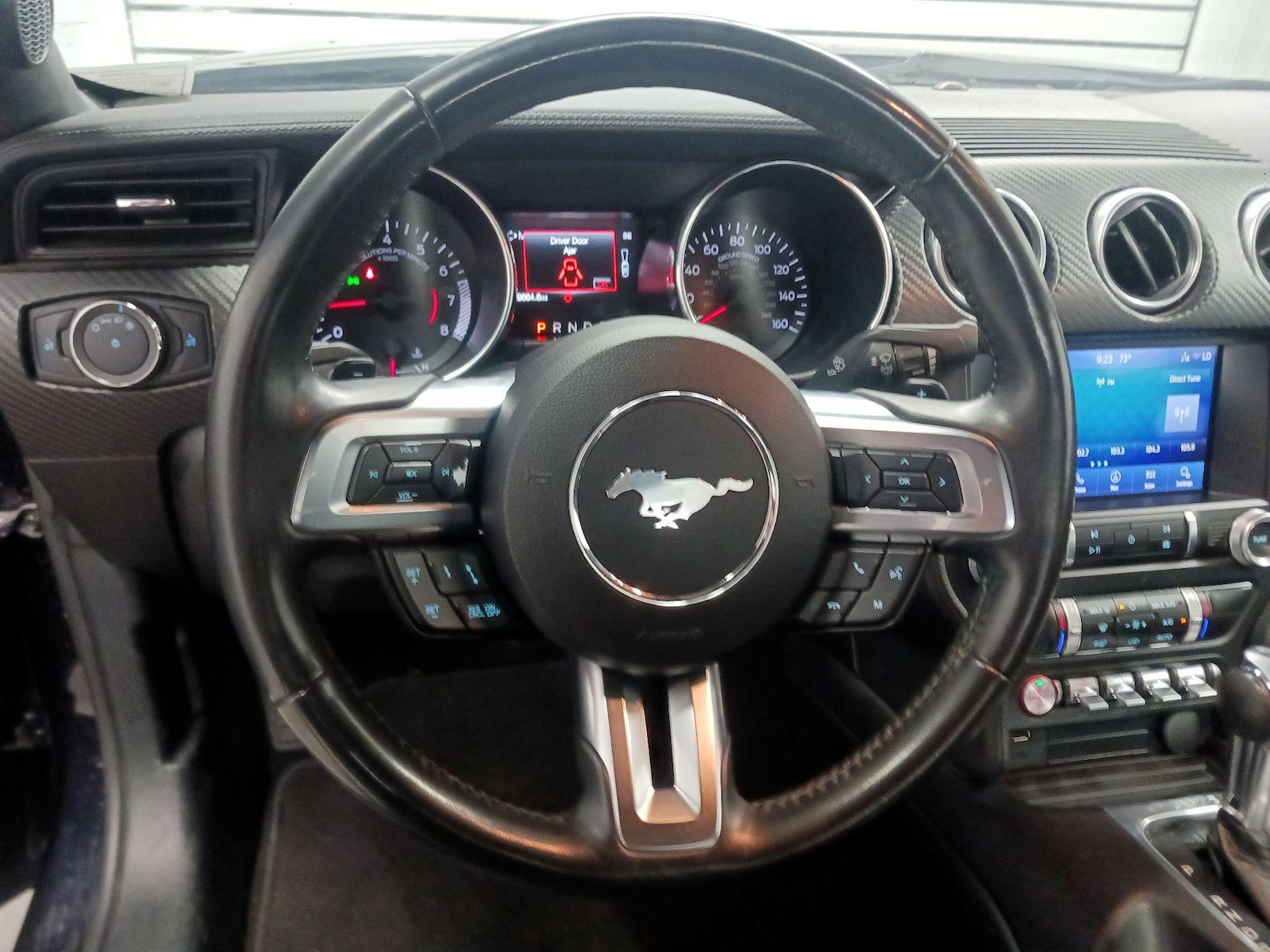 2021 Ford Mustang EcoBoost - Photo 11