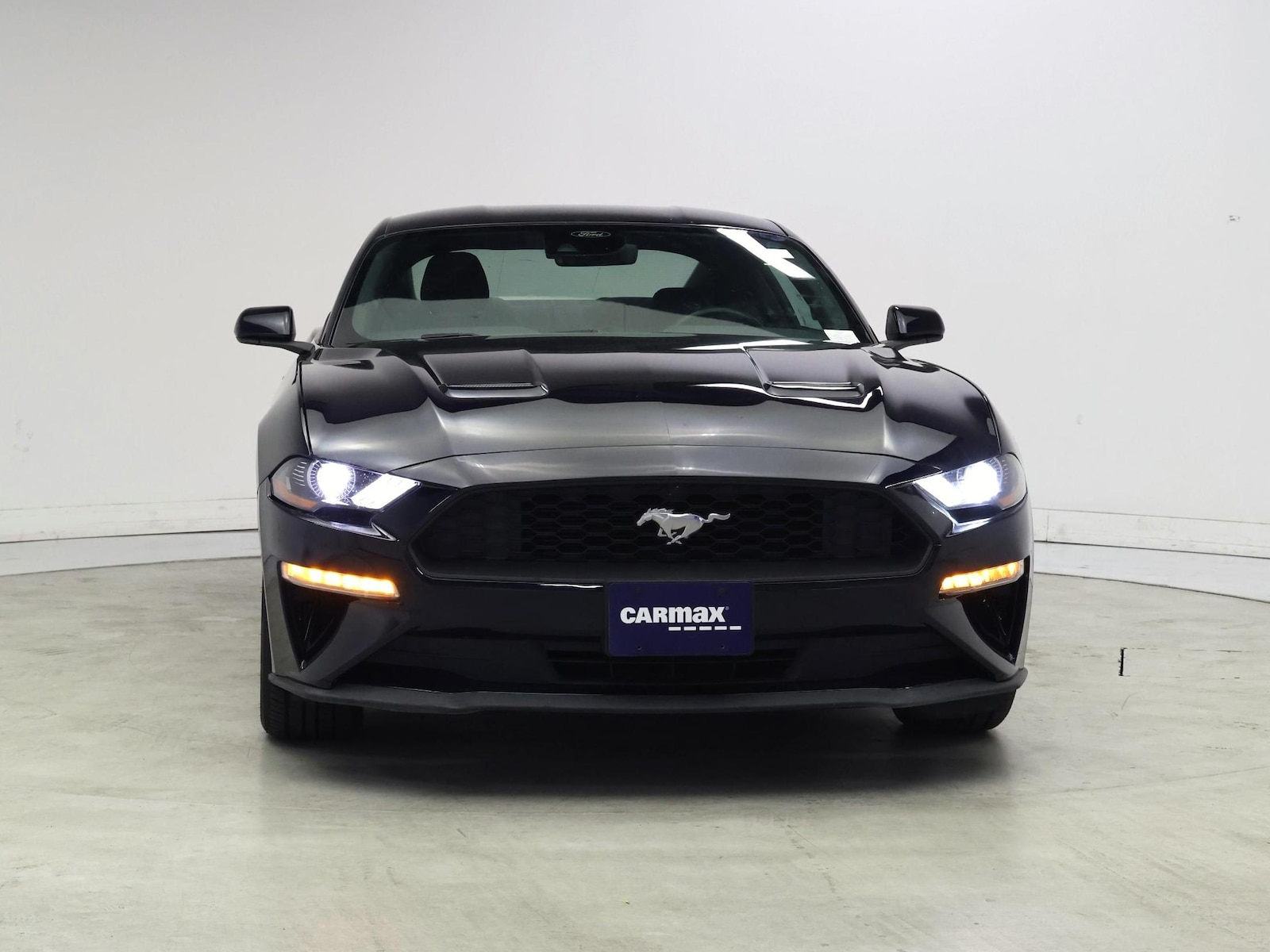 2021 Ford Mustang EcoBoost - Photo 6