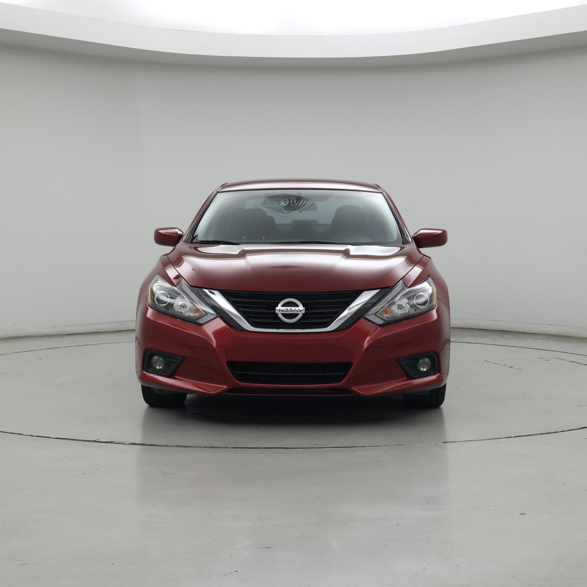 Thumbnail: 2017 Nissan Altima - 5