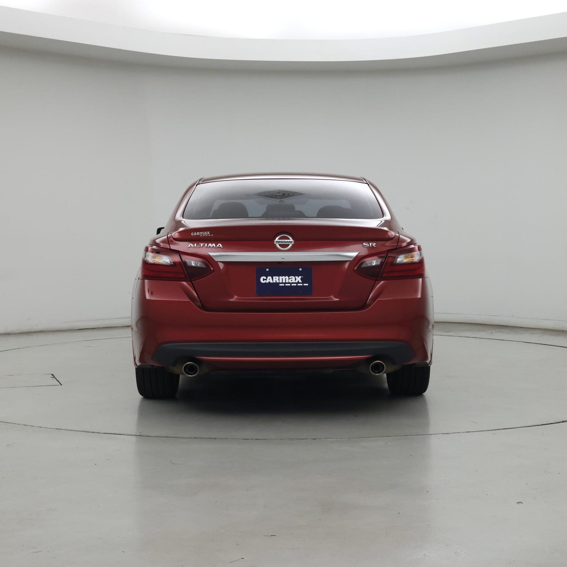 Thumbnail: 2017 Nissan Altima - 6