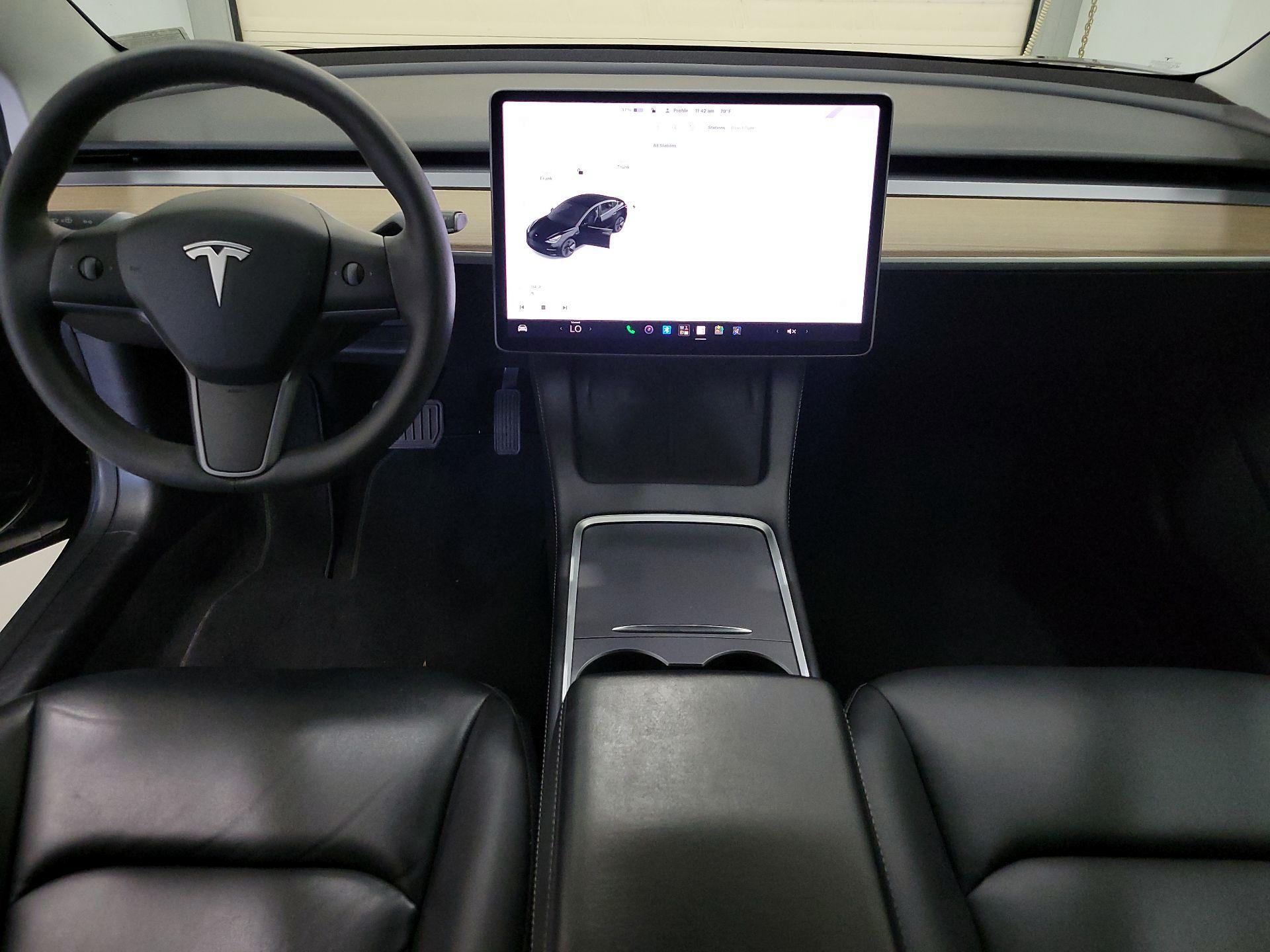 Thumbnail: 2021 Tesla Model 3 - 9