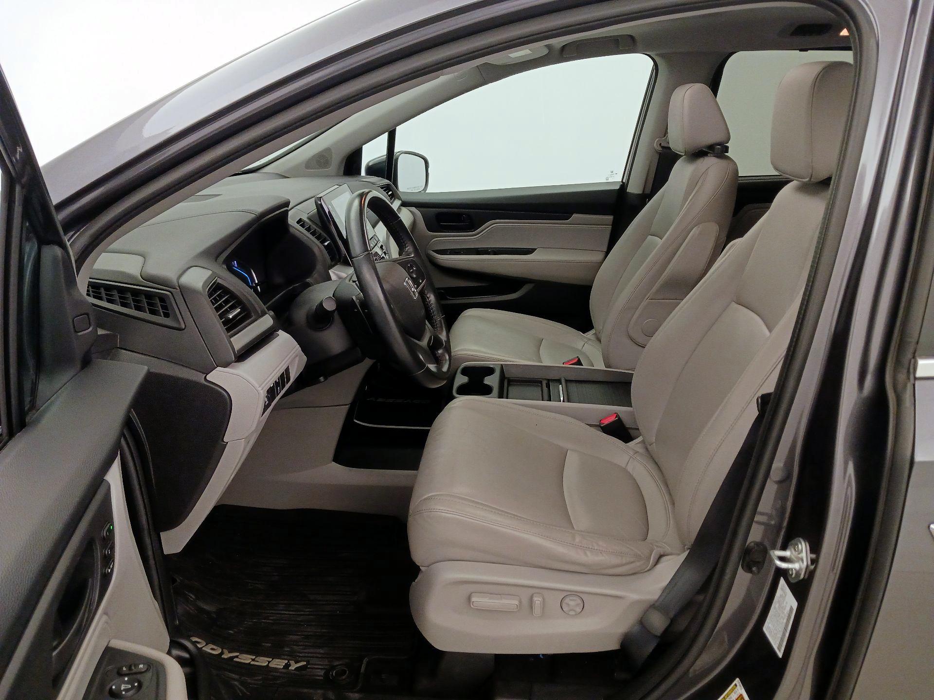 Thumbnail: 2022 Honda Odyssey - 11