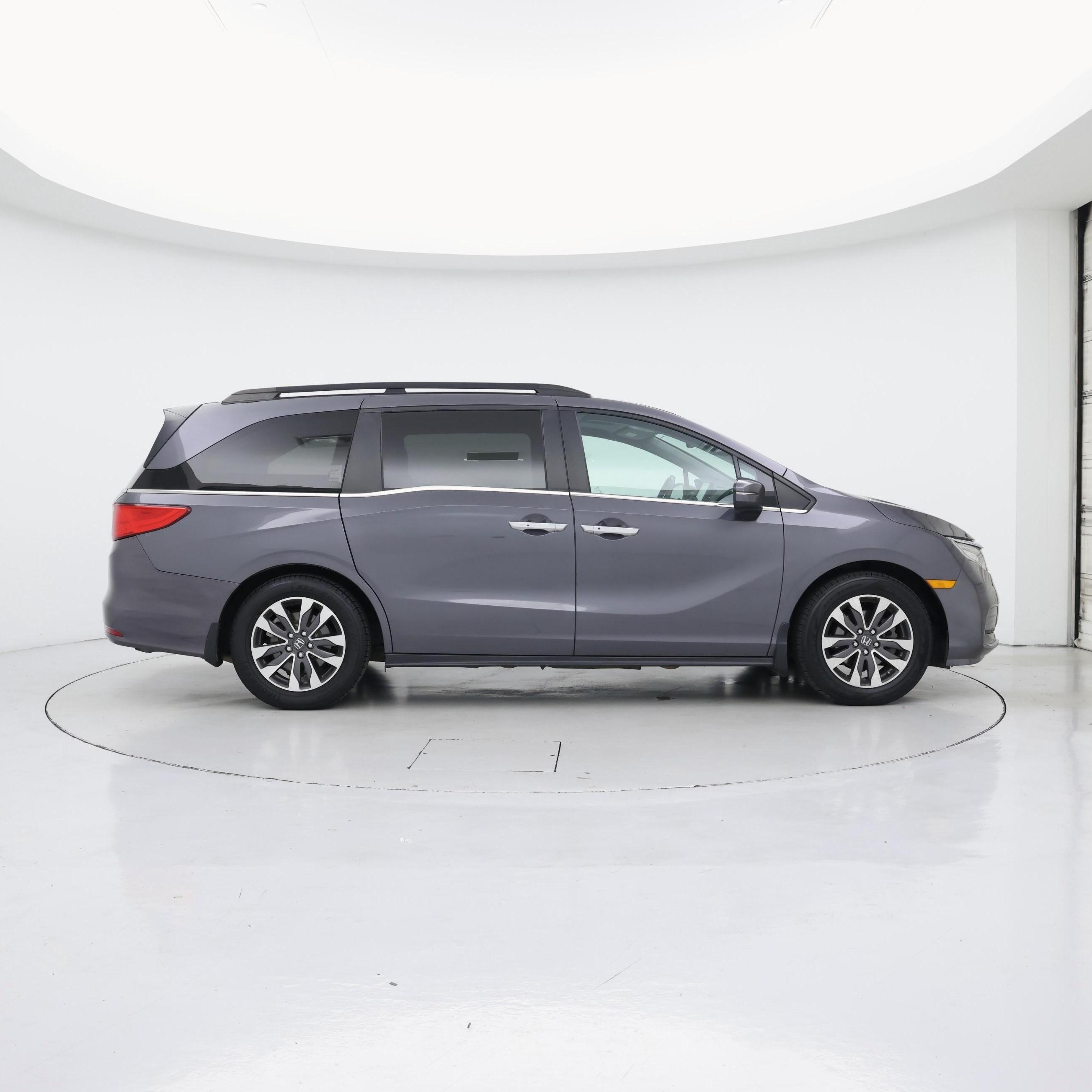 Thumbnail: 2022 Honda Odyssey - 7