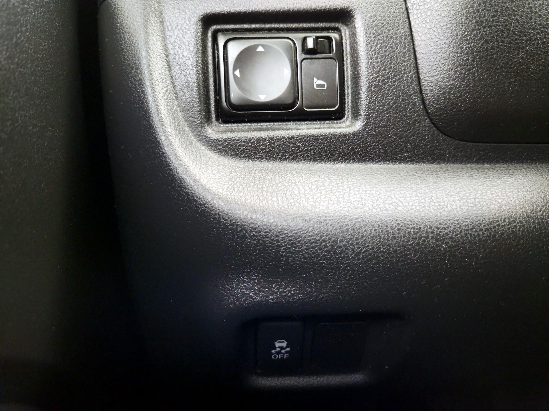 Thumbnail: 2019 Nissan Versa - 13