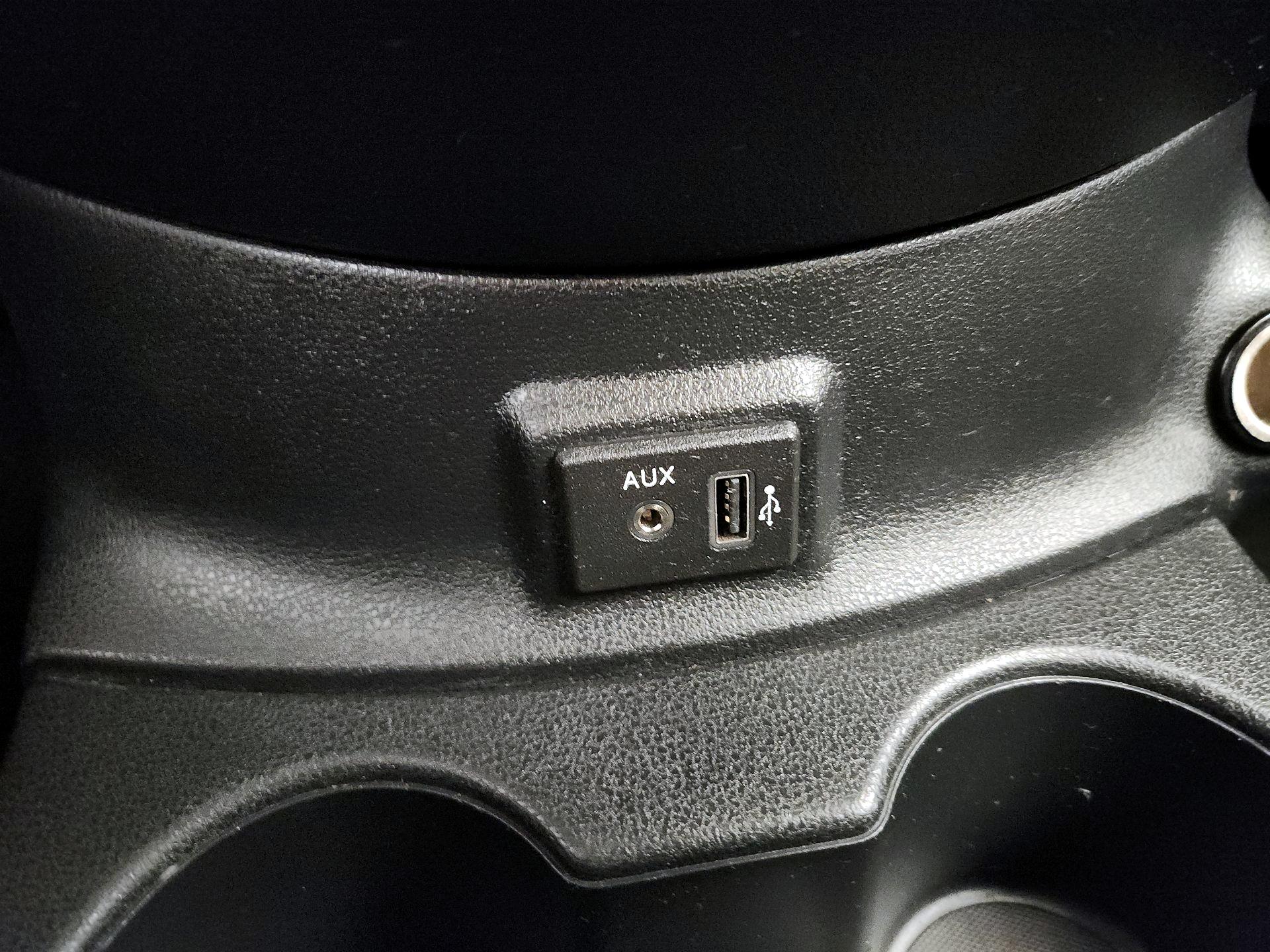 Thumbnail: 2019 Nissan Versa - 18