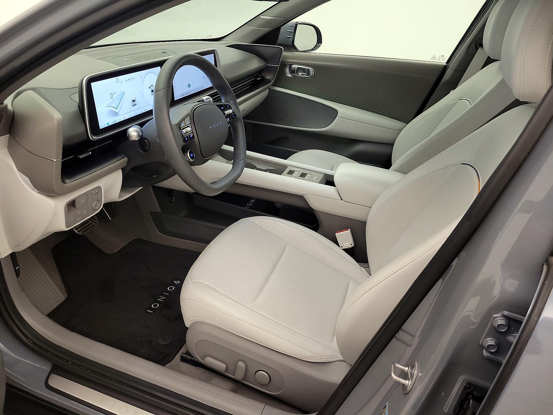 Thumbnail: 2023 Hyundai Ioniq 6 - 11