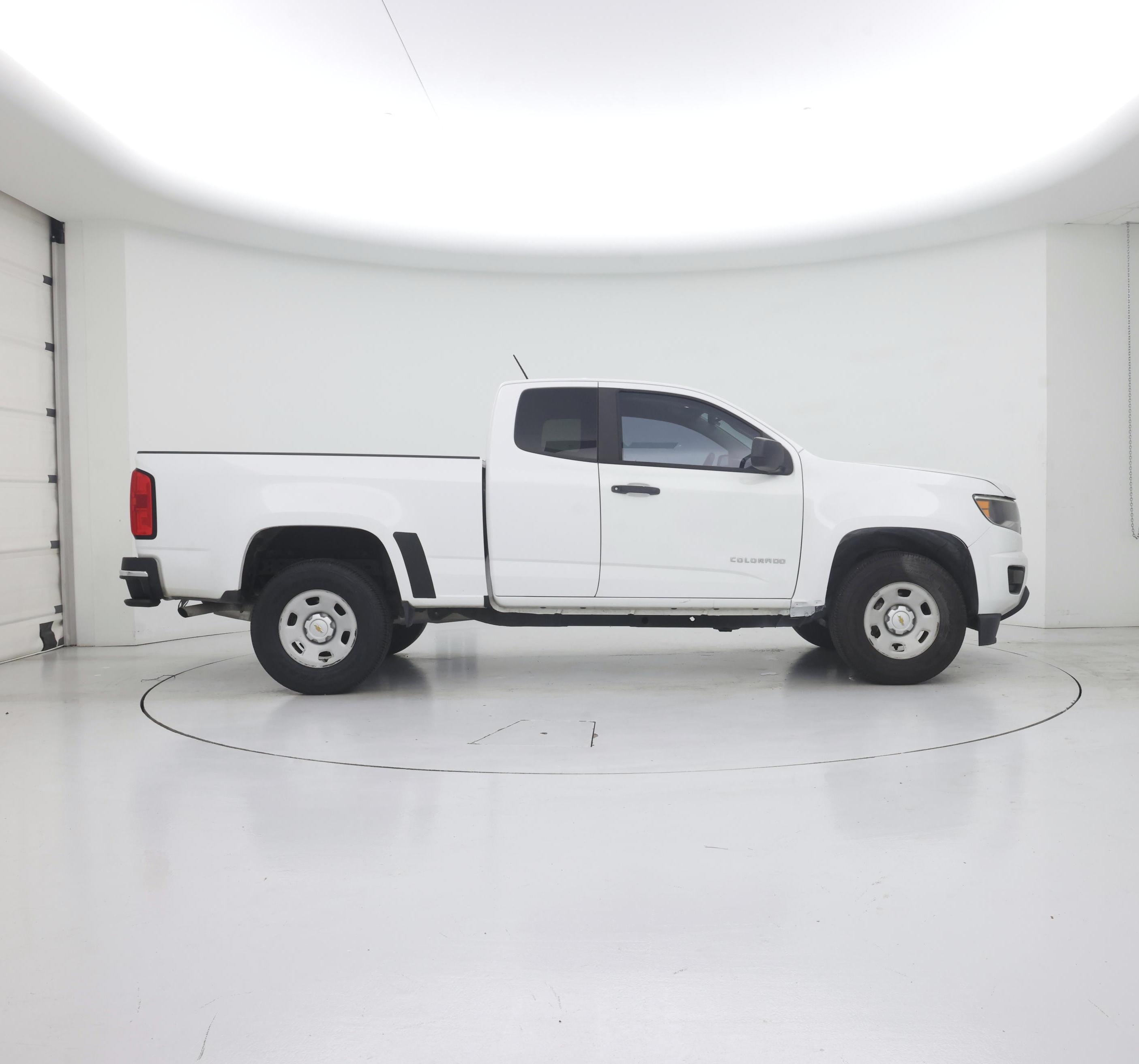 Thumbnail: 2017 Chevrolet Colorado - 7