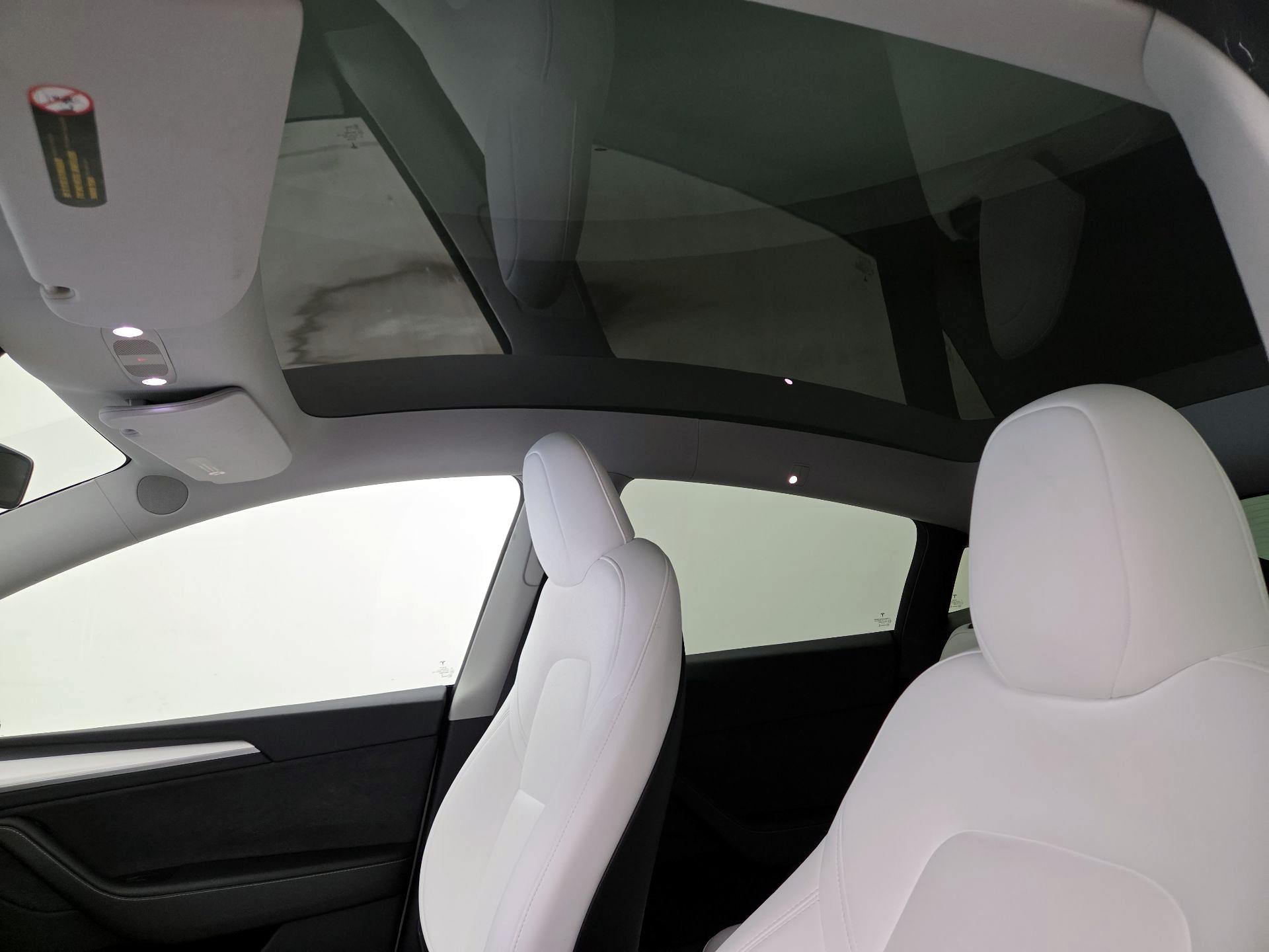 Thumbnail: 2023 Tesla Model Y - 18