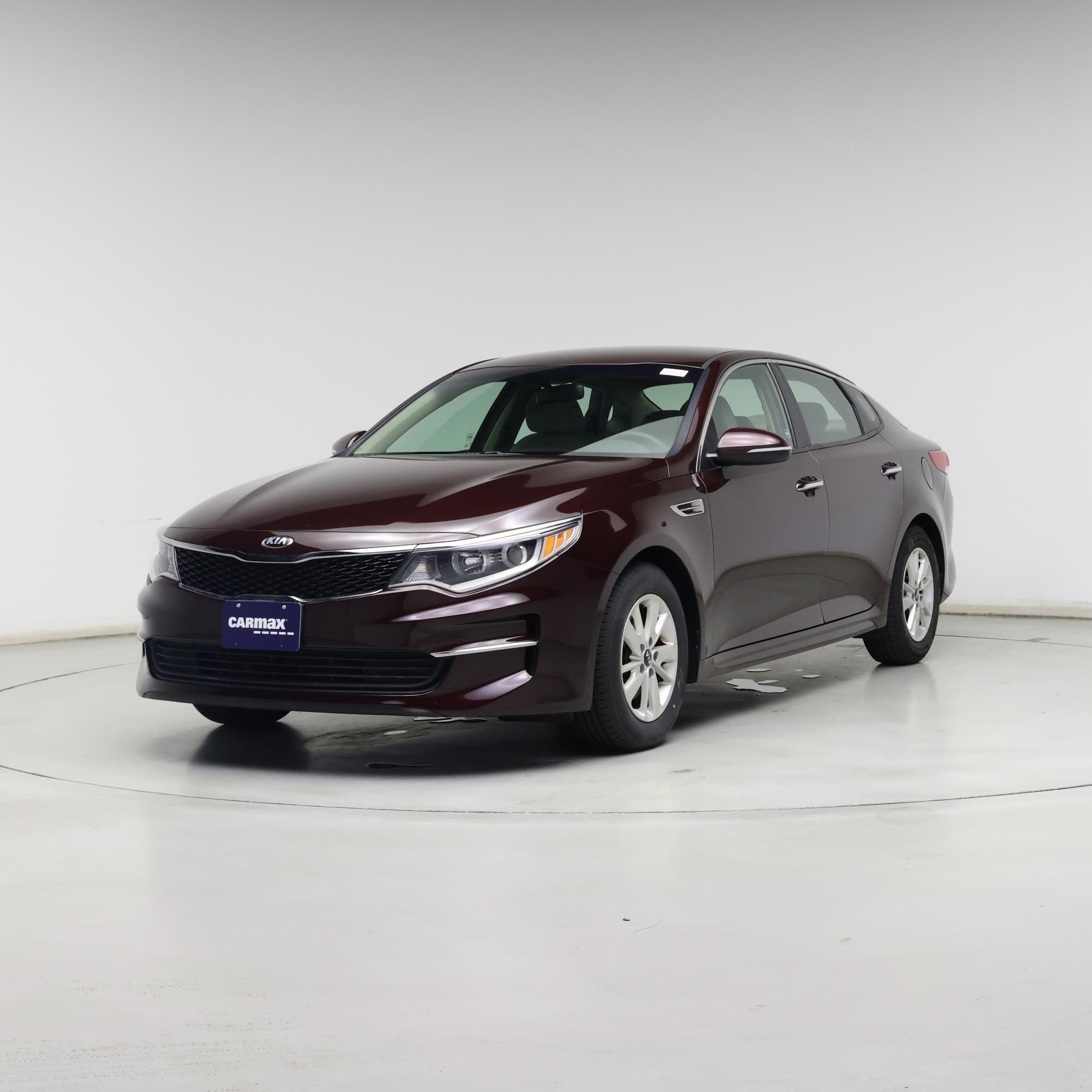 Thumbnail: 2017 Kia Optima - 4