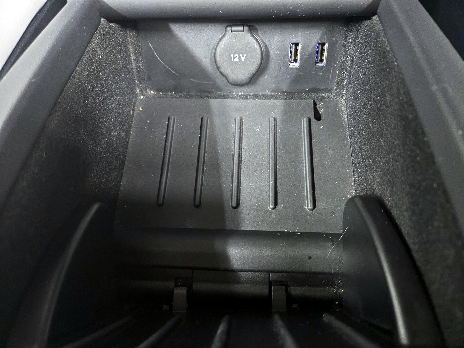 Thumbnail: 2019 Tesla Model S - 17
