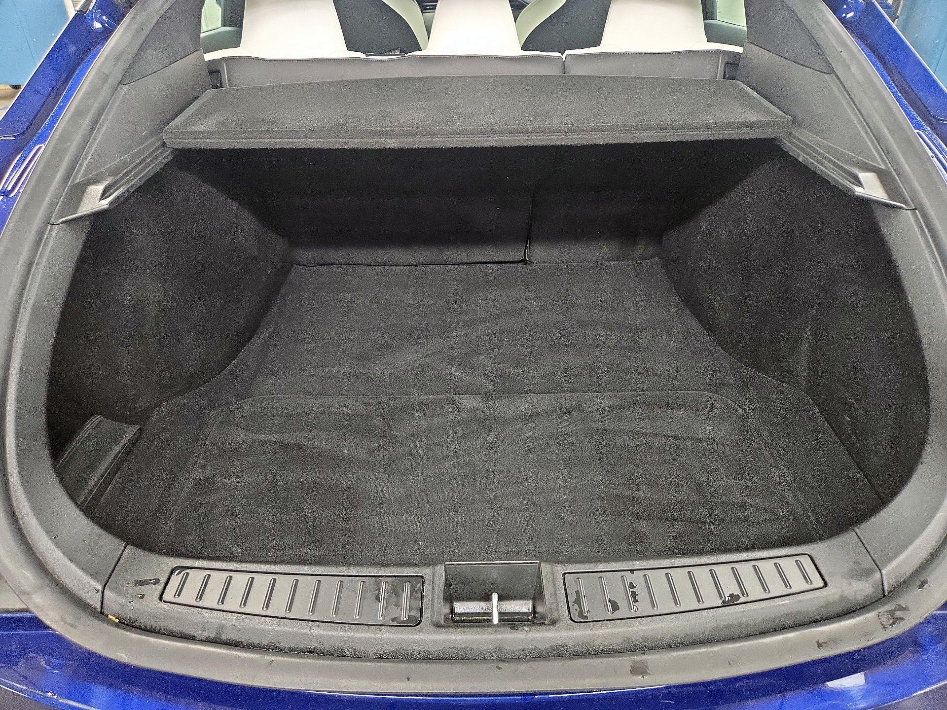 Thumbnail: 2019 Tesla Model S - 20