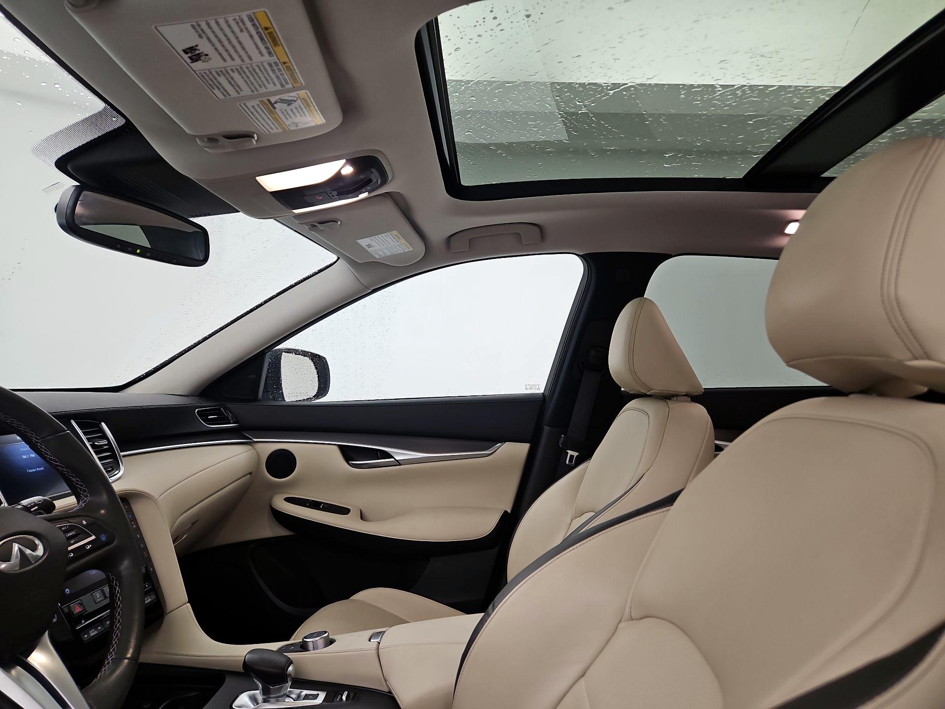 Thumbnail: 2022 INFINITI QX50 - 17
