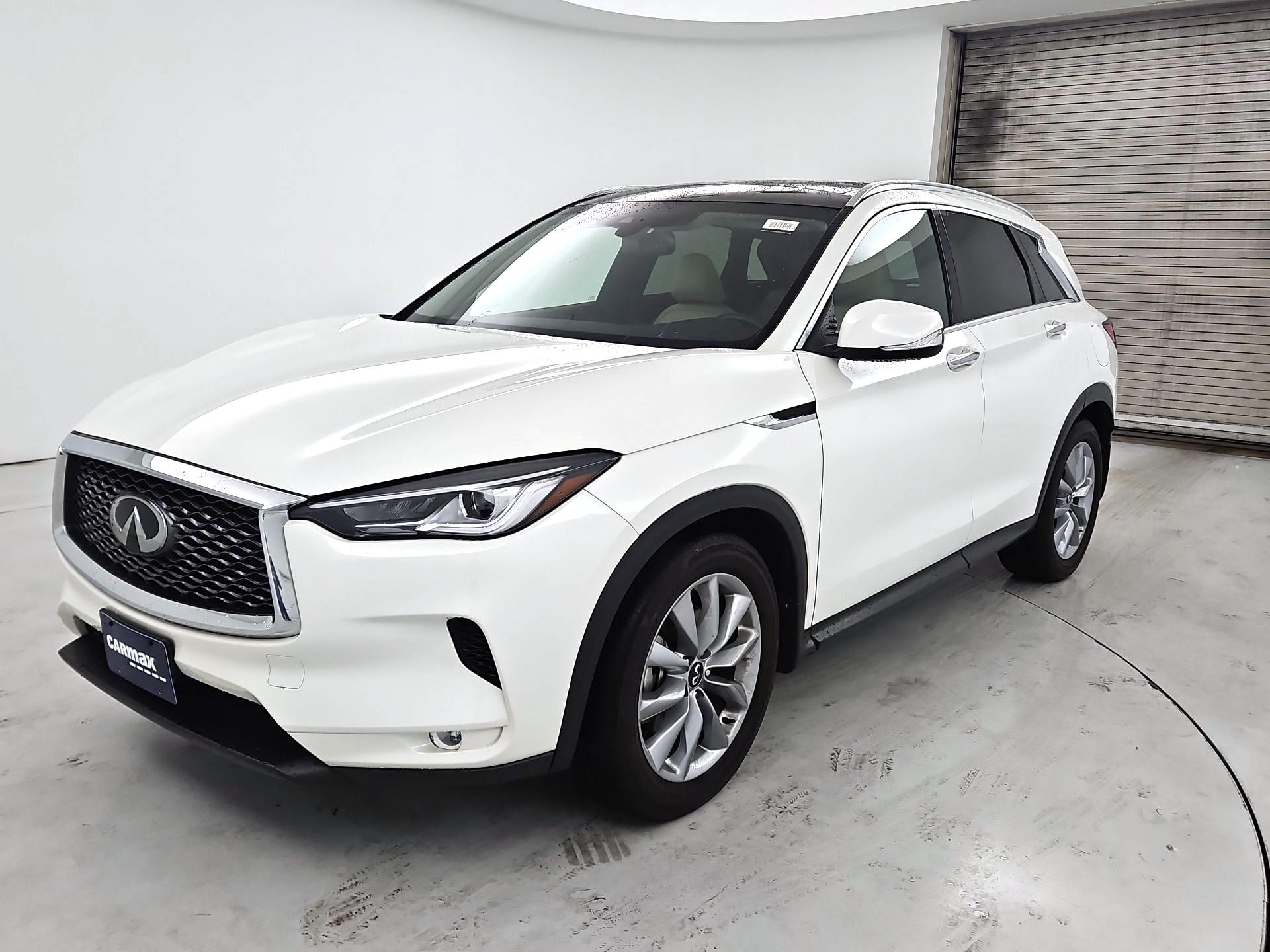Thumbnail: 2022 INFINITI QX50 - 3