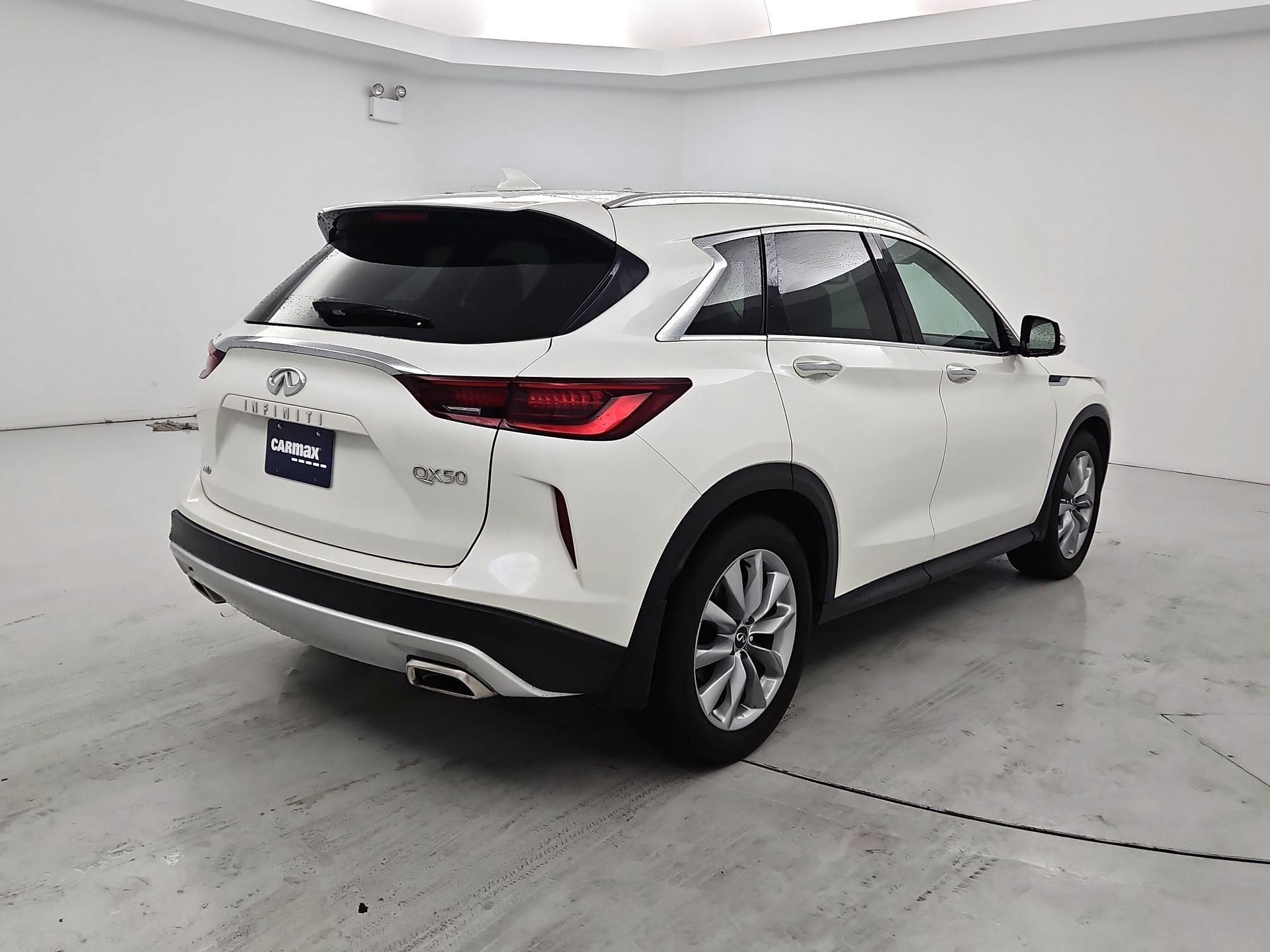 Thumbnail: 2022 INFINITI QX50 - 5