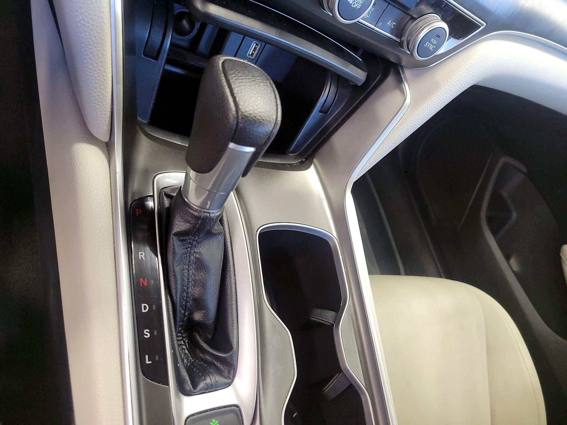 Thumbnail: 2019 Honda Accord - 17