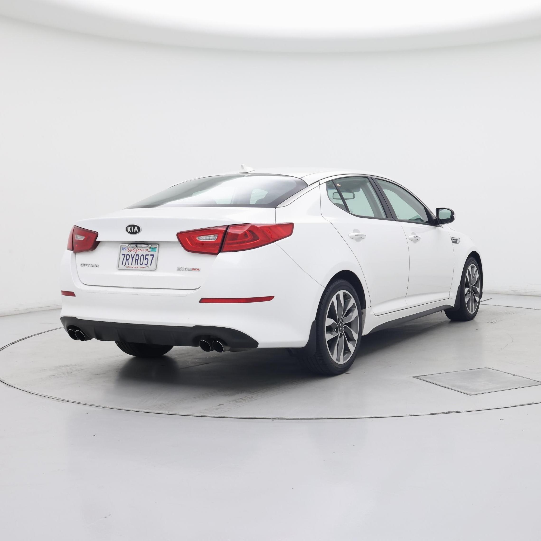 Thumbnail: 2015 Kia Optima - 8