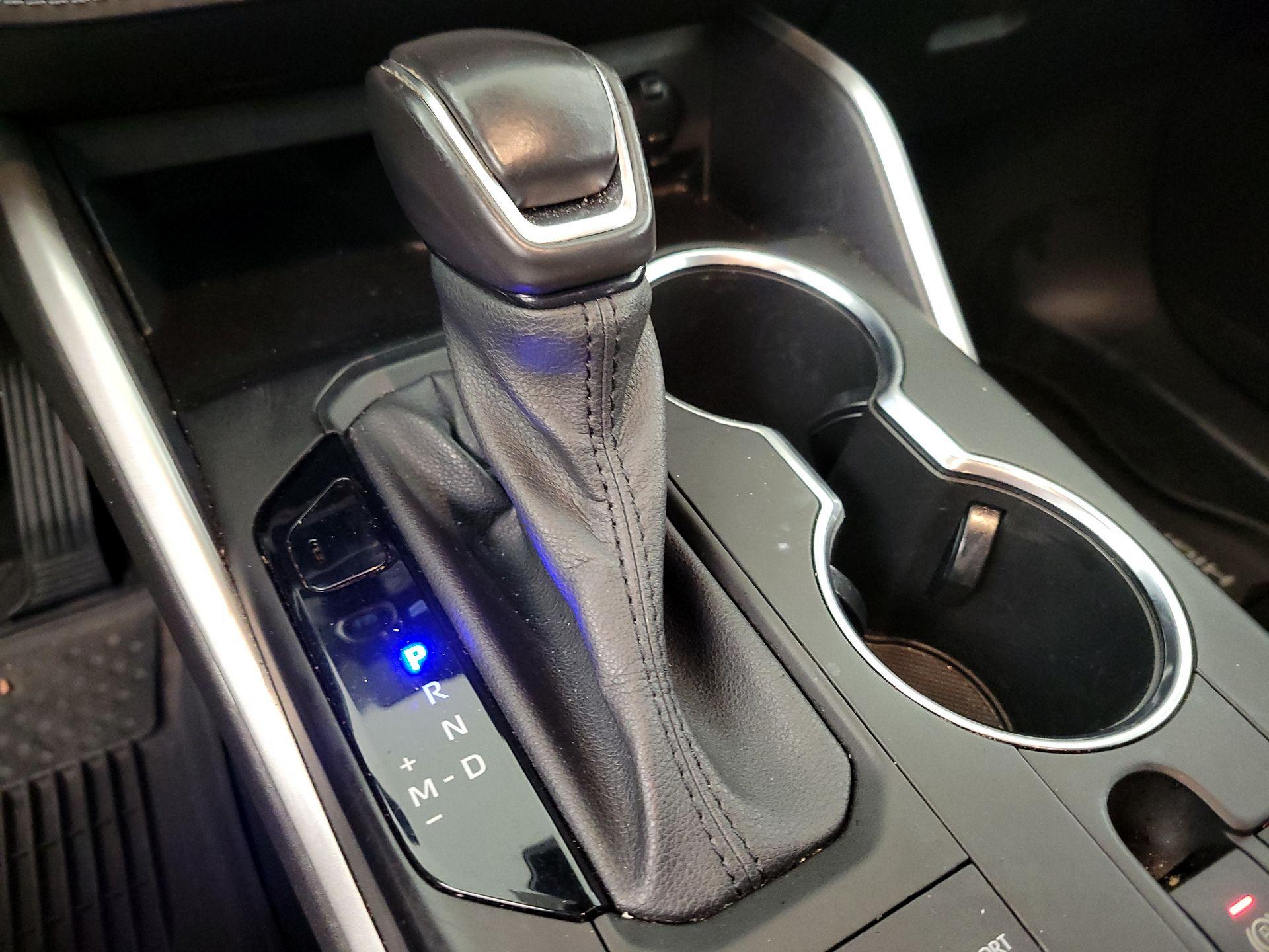 Thumbnail: 2020 Toyota Highlander - 17
