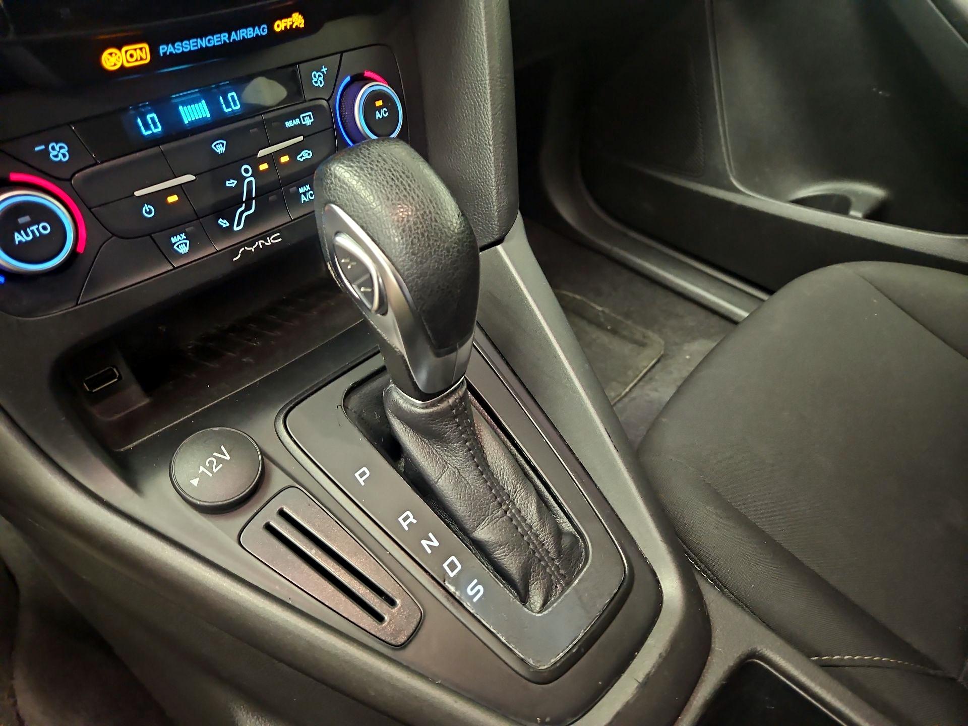 Thumbnail: 2018 Ford Focus - 17