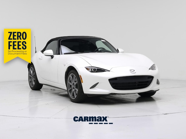 White 2023 Mazda MX-5 Miata Convertible Rear-Wheel Drive Automatic