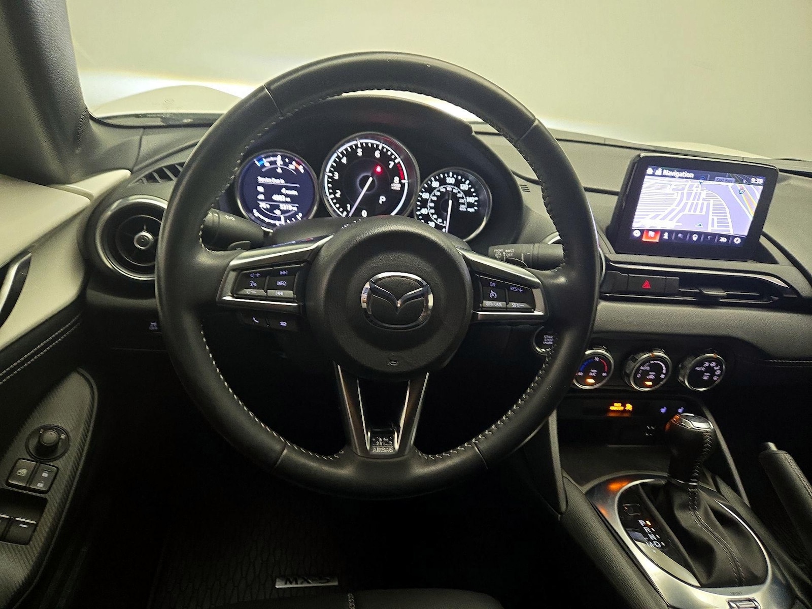 2023 Mazda MX-5 Miata Grand Touring - Photo 11