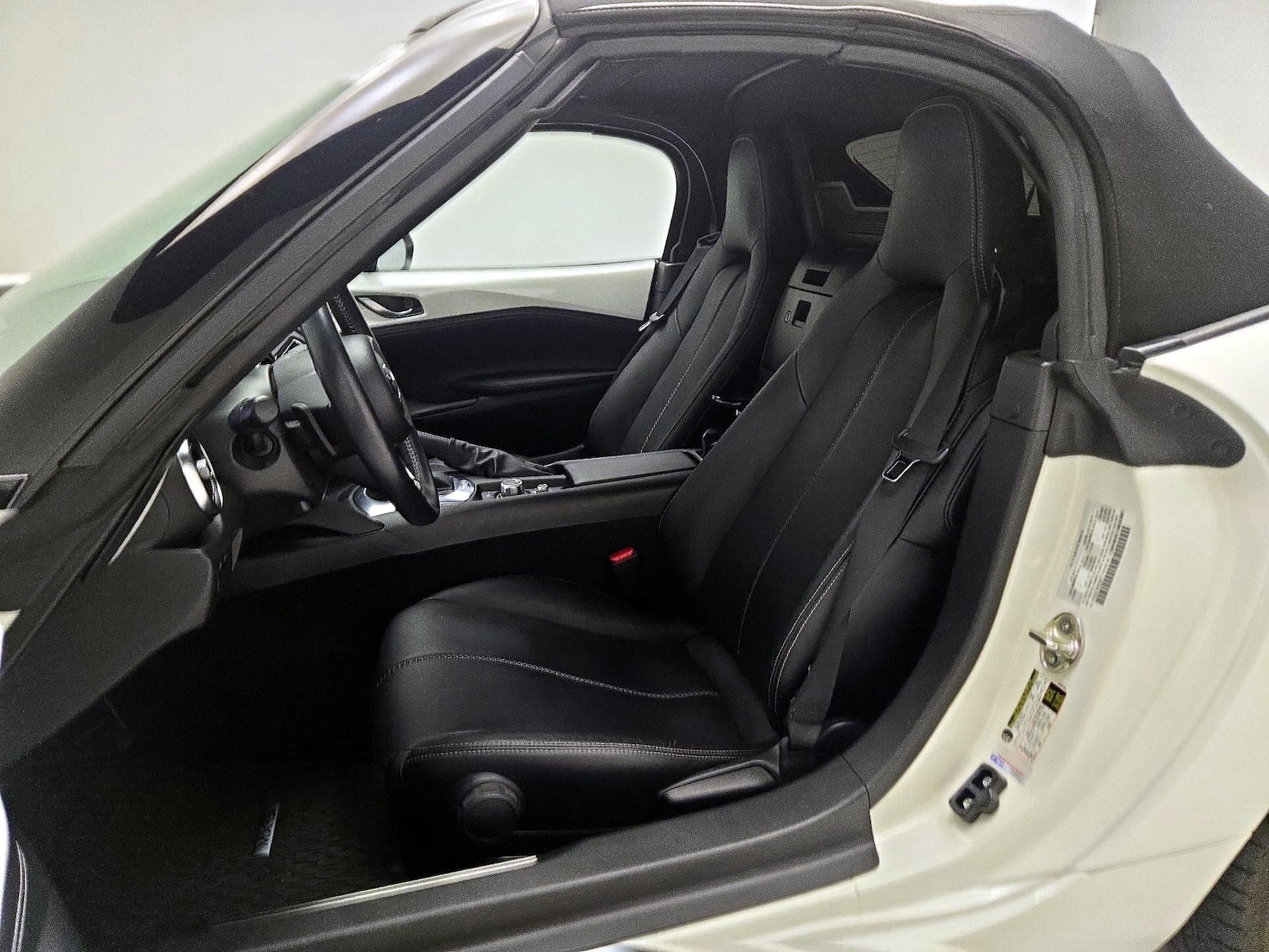 2023 Mazda MX-5 Miata Grand Touring - Photo 12