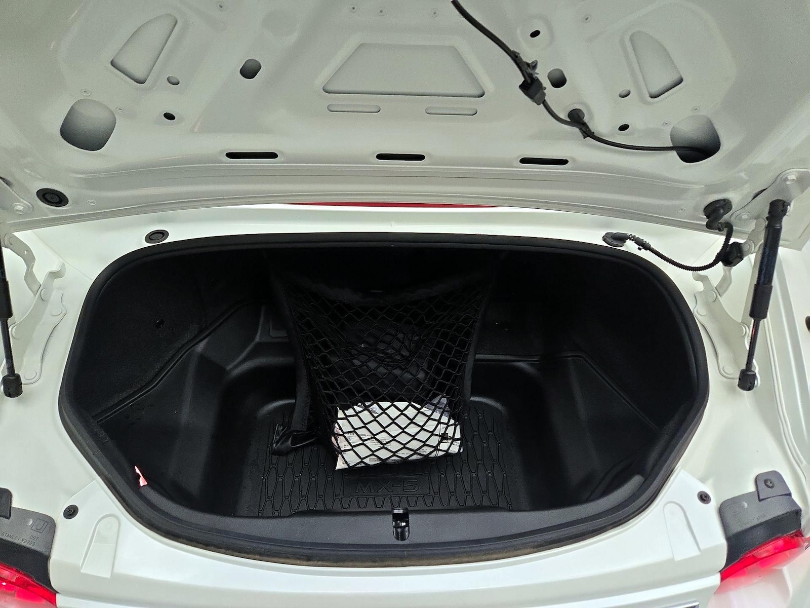 2023 Mazda MX-5 Miata Grand Touring - Photo 21
