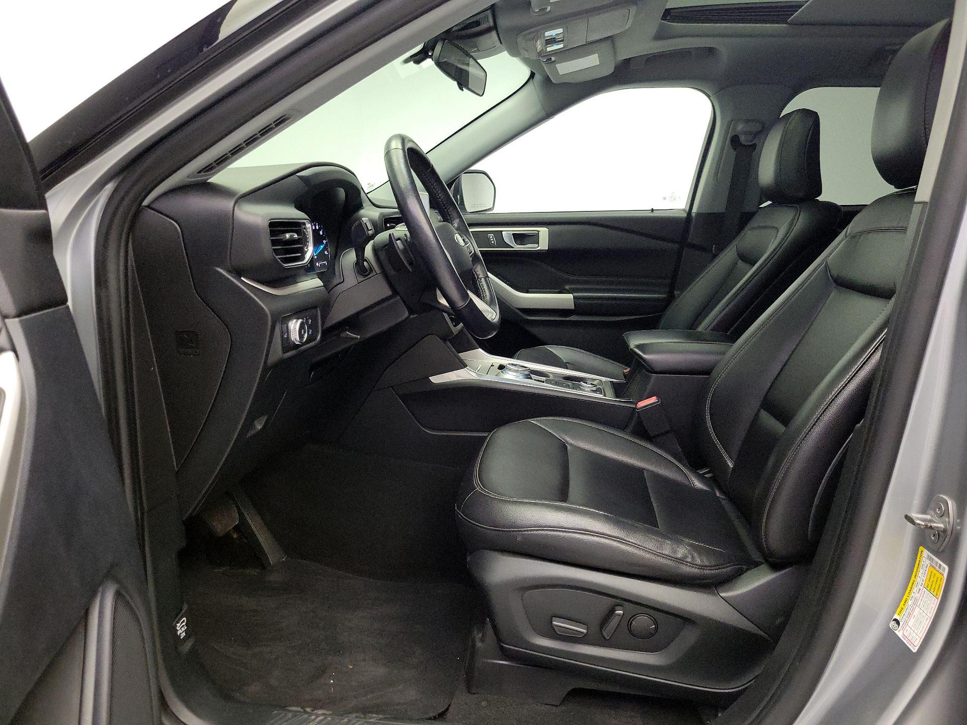 Thumbnail: 2020 Ford Explorer - 11