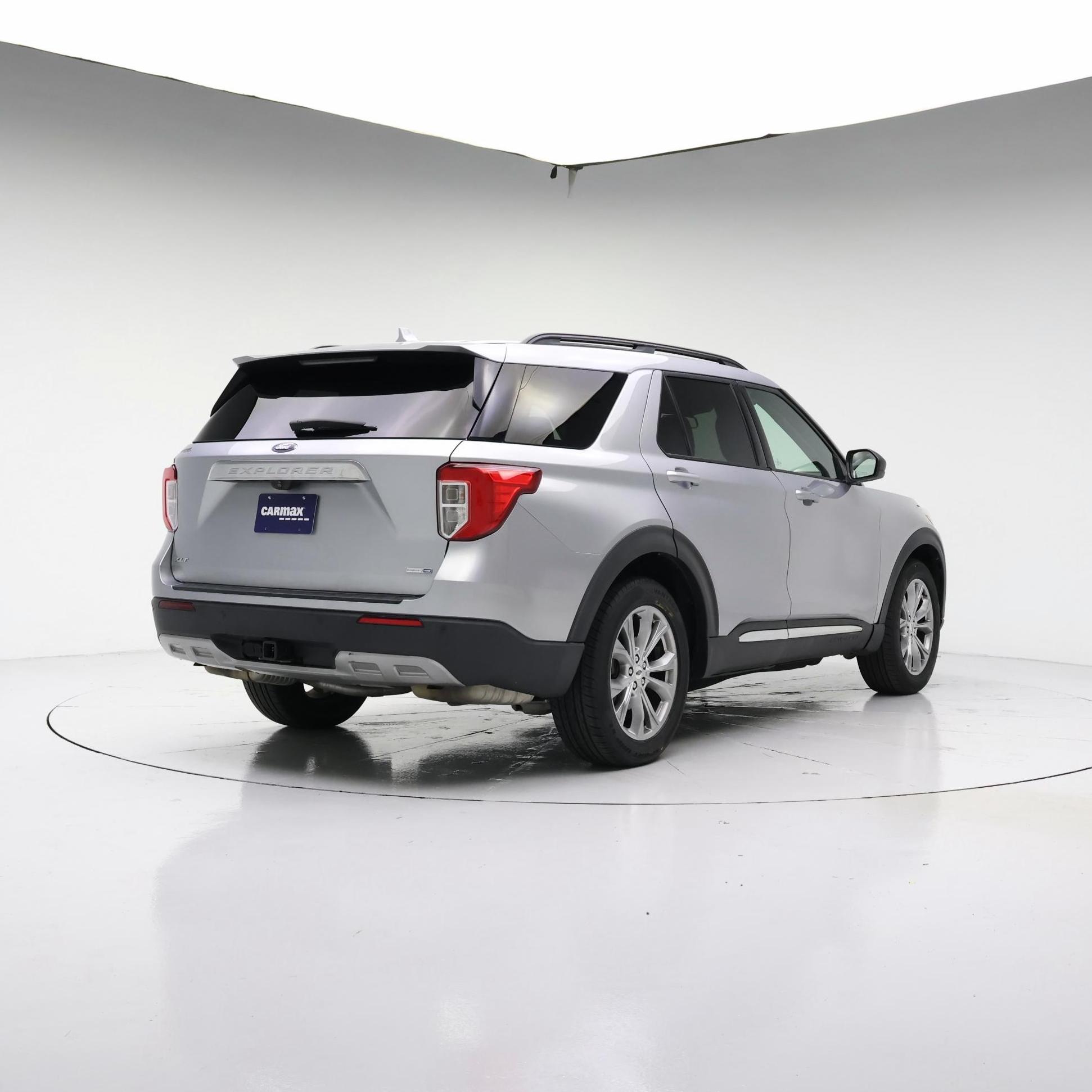 Thumbnail: 2020 Ford Explorer - 8