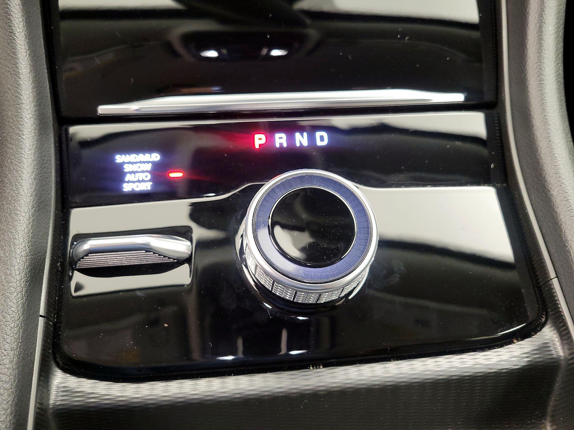 Thumbnail: 2023 Jeep Grand Cherokee - 18
