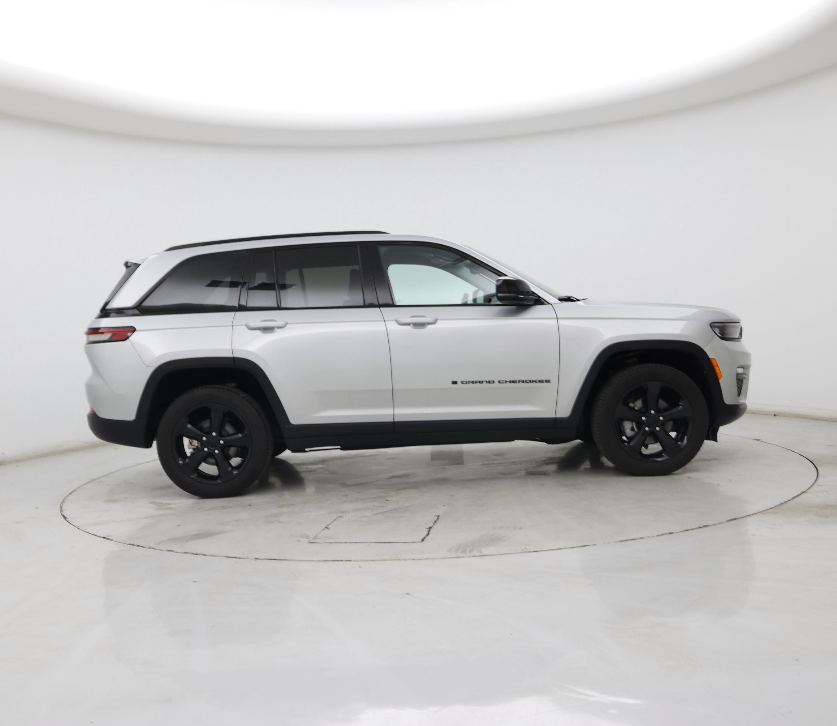 Thumbnail: 2023 Jeep Grand Cherokee - 7