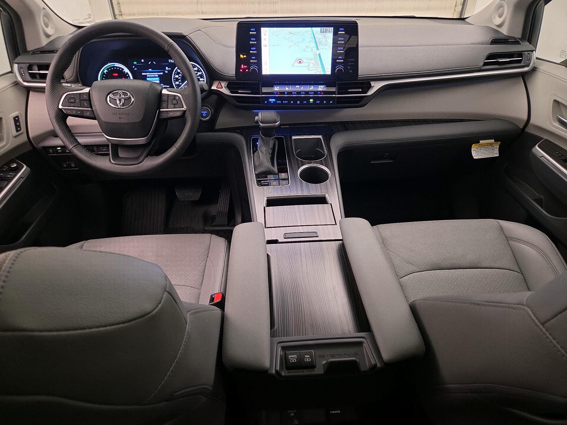 Thumbnail: 2024 Toyota Sienna - 9