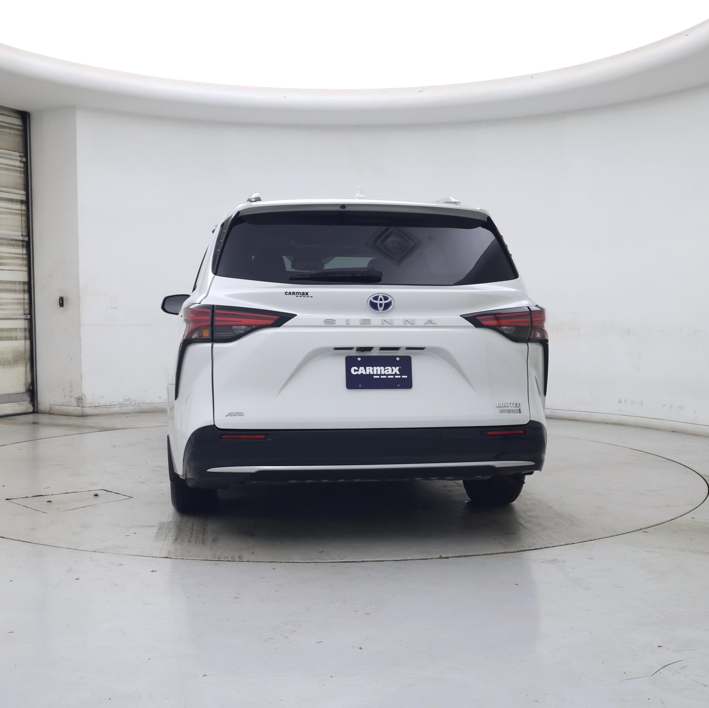 Thumbnail: 2024 Toyota Sienna - 6