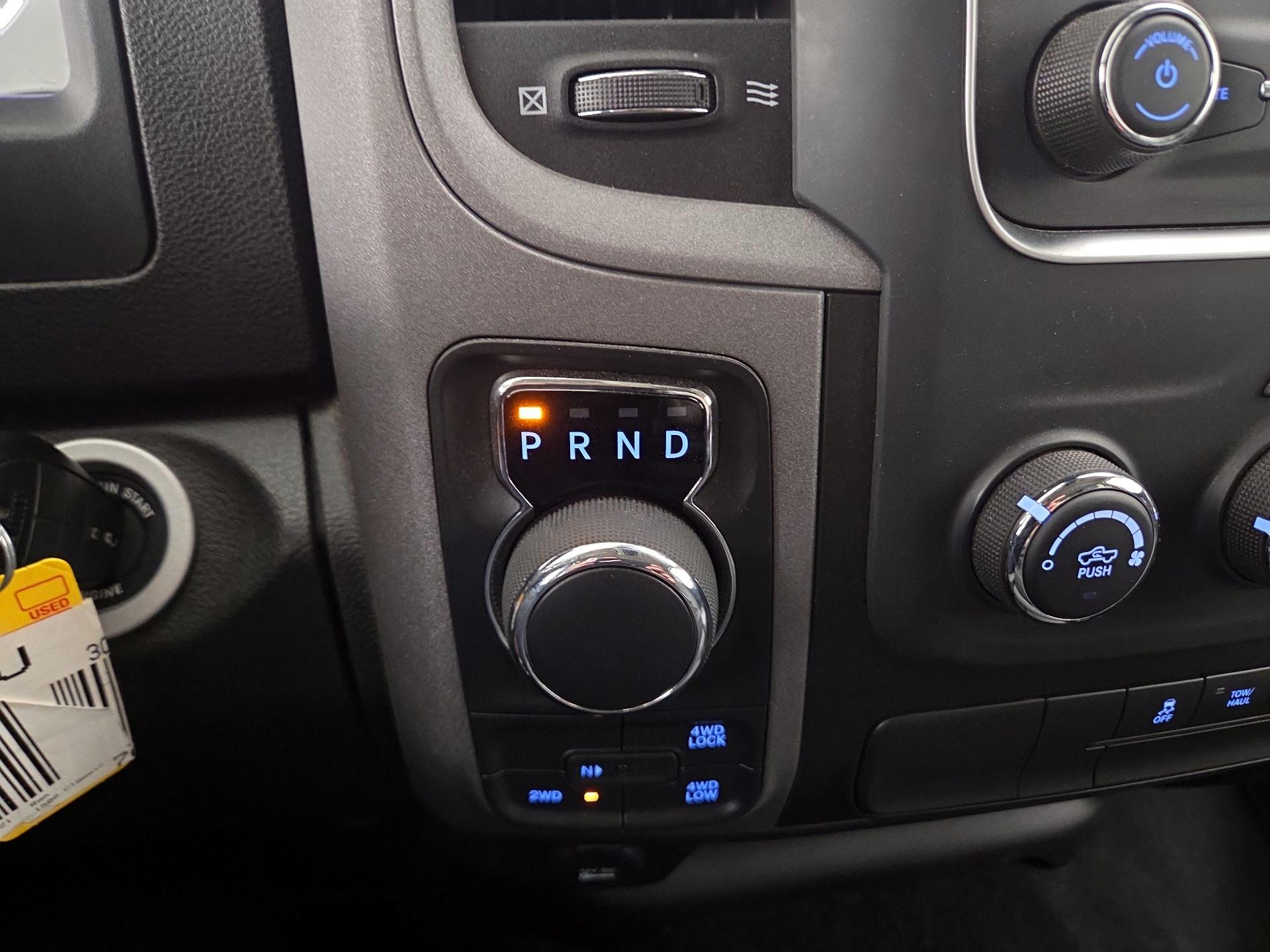 Thumbnail: 2021 RAM 1500 Classic - 17