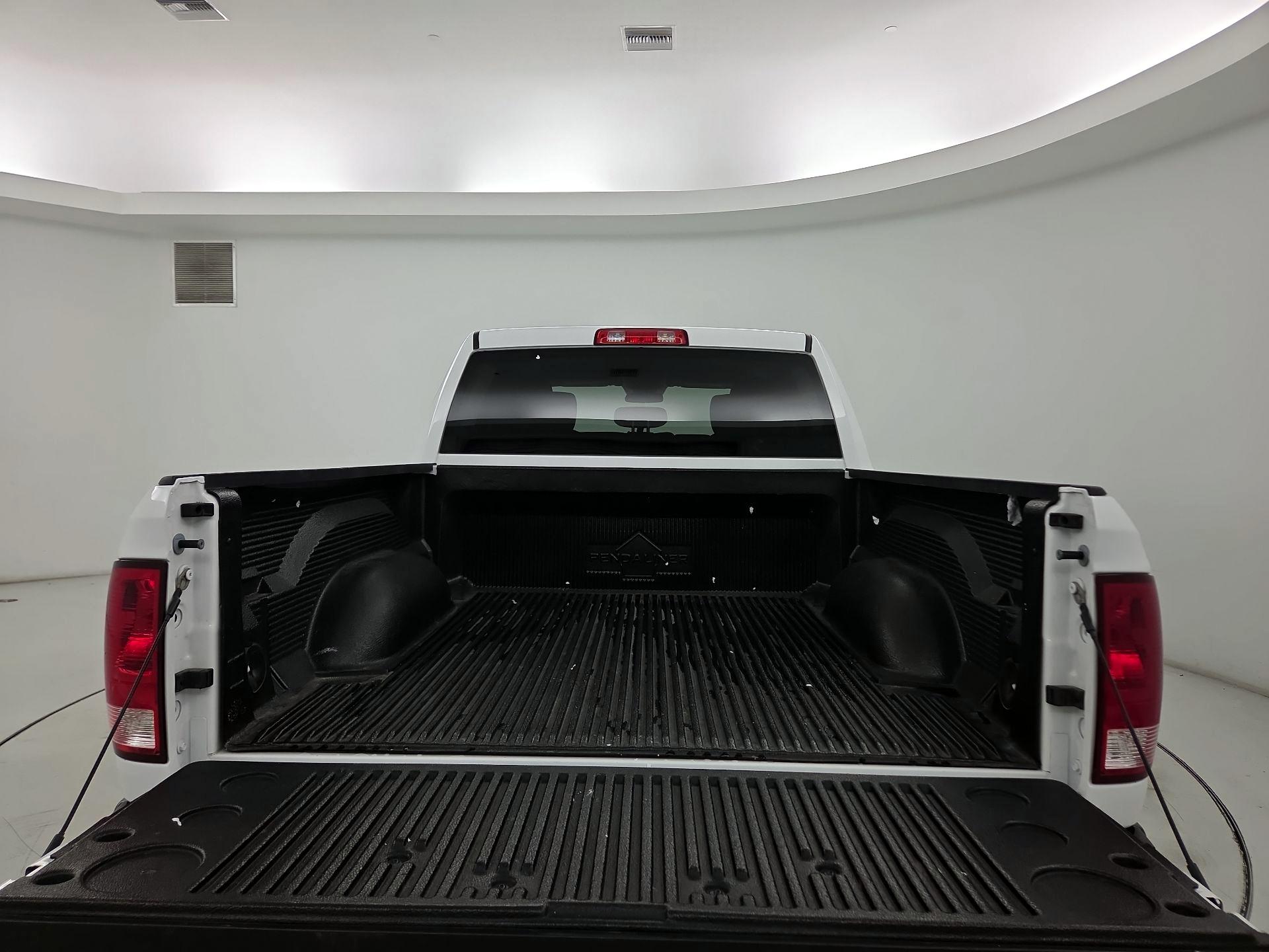 Thumbnail: 2021 RAM 1500 Classic - 20