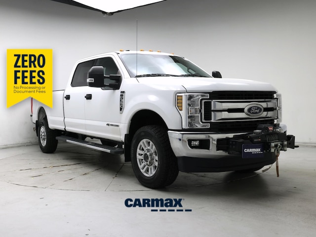 White 2018 Ford F-350 Super Duty Pickup Truck Four-Wheel Drive Automatic