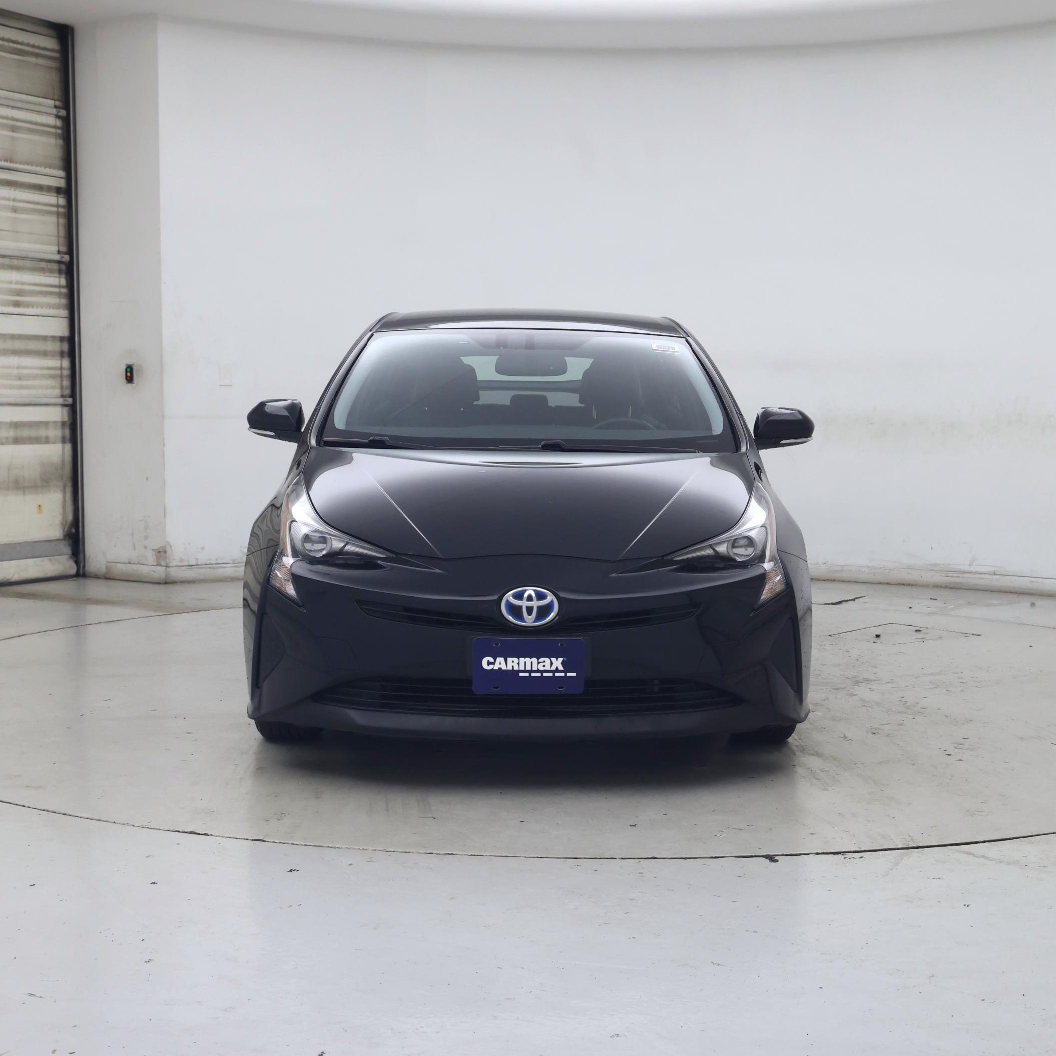 Thumbnail: 2016 Toyota Prius - 5