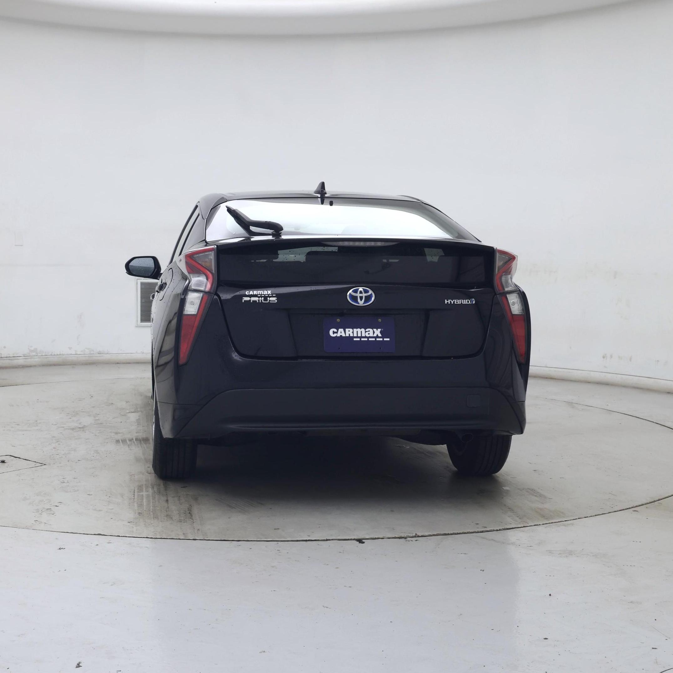 Thumbnail: 2016 Toyota Prius - 6