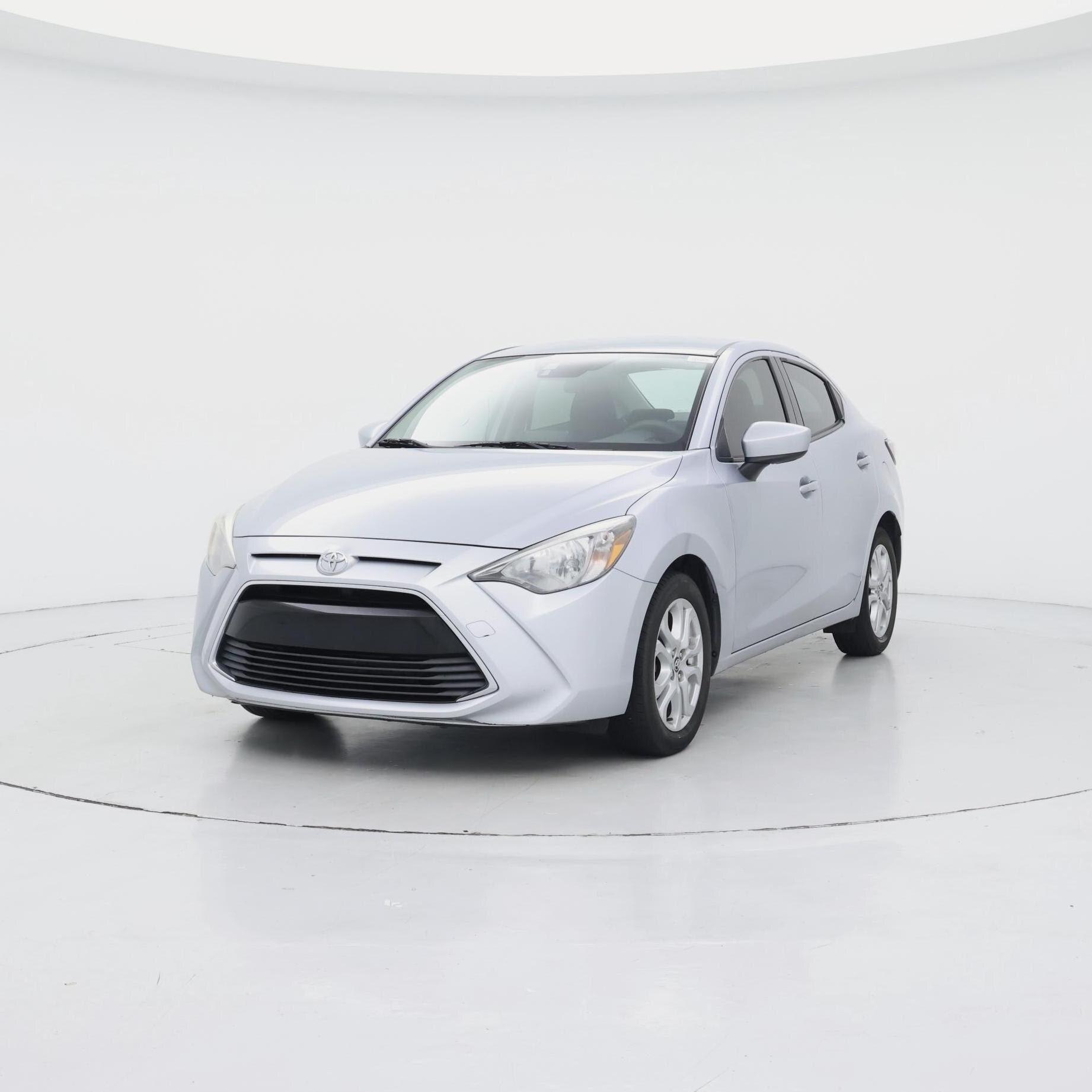 Thumbnail: 2017 Toyota Yaris iA - 4