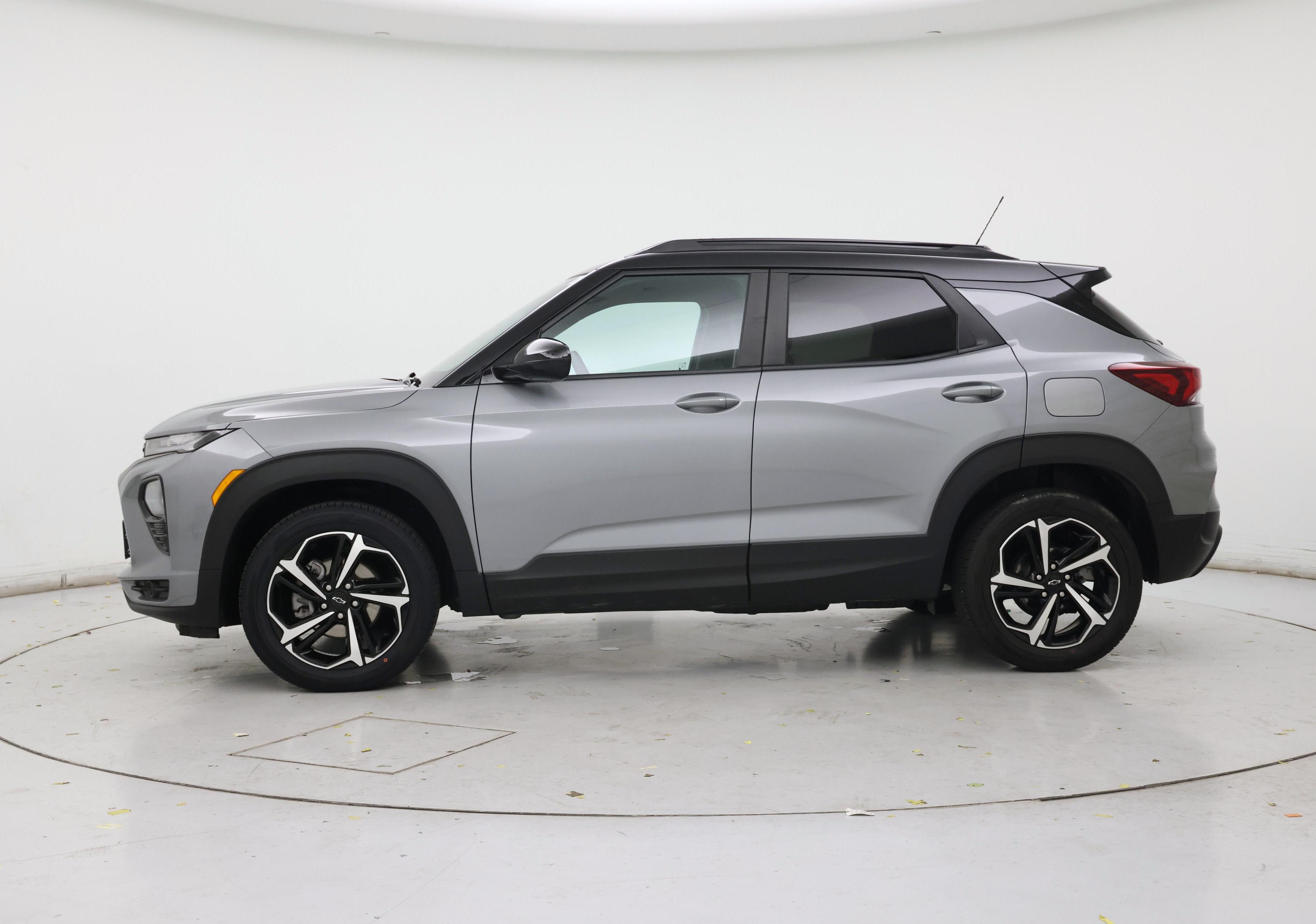 Thumbnail: 2023 Chevrolet TrailBlazer - 3