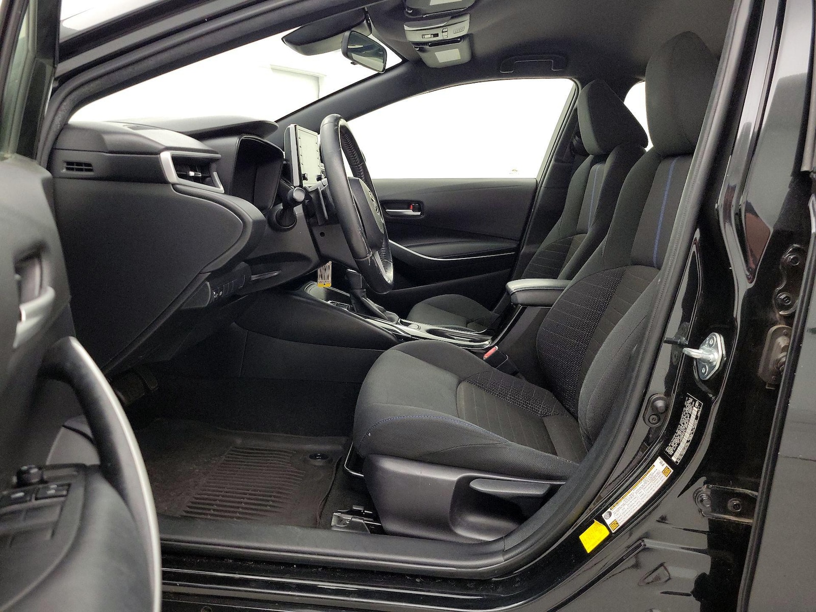 2020 Toyota Corolla SE - Photo 12