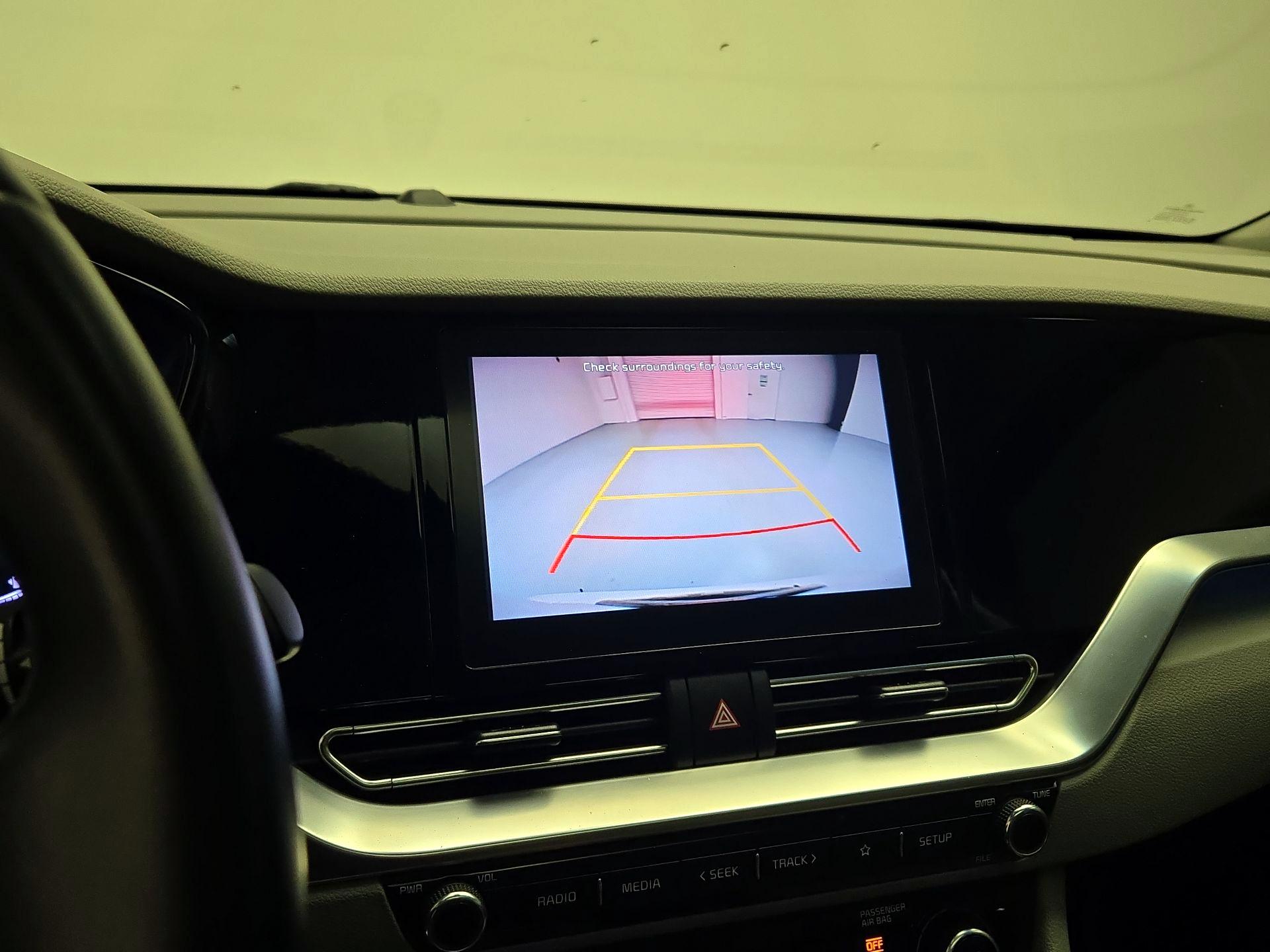 Thumbnail: 2020 Kia Niro - 14