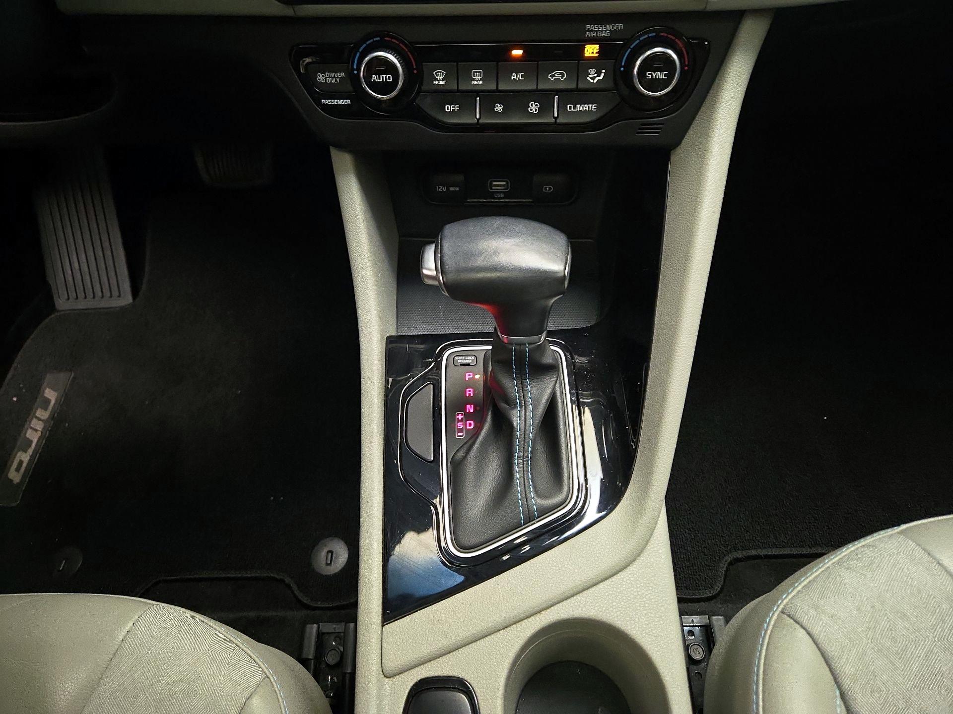 Thumbnail: 2020 Kia Niro - 17
