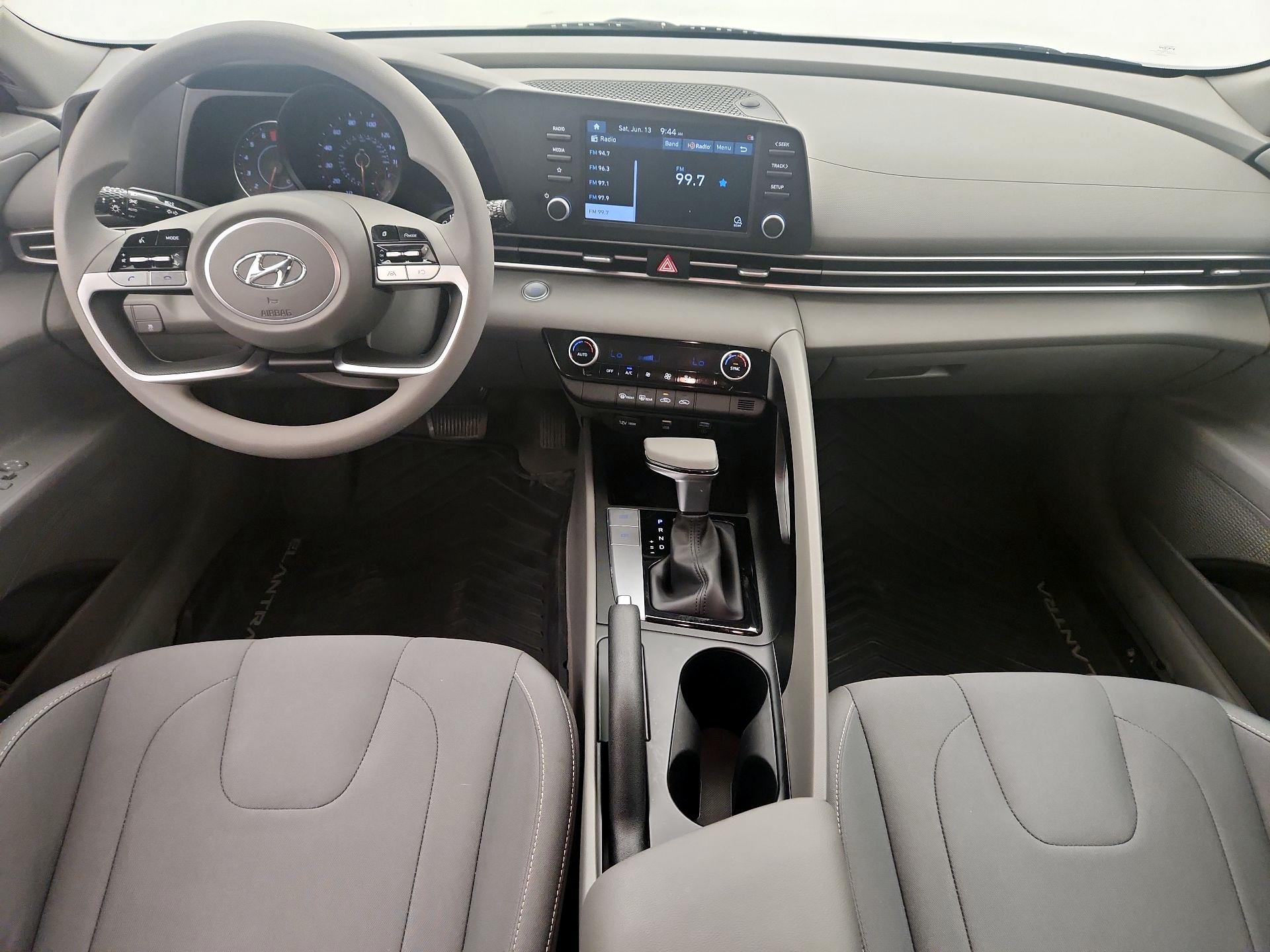 Thumbnail: 2023 Hyundai Elantra - 9